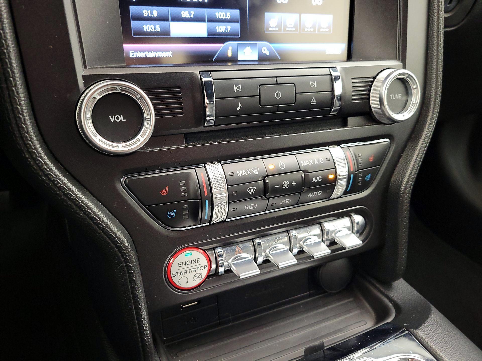 Thumbnail: 2015 Ford Mustang - 16