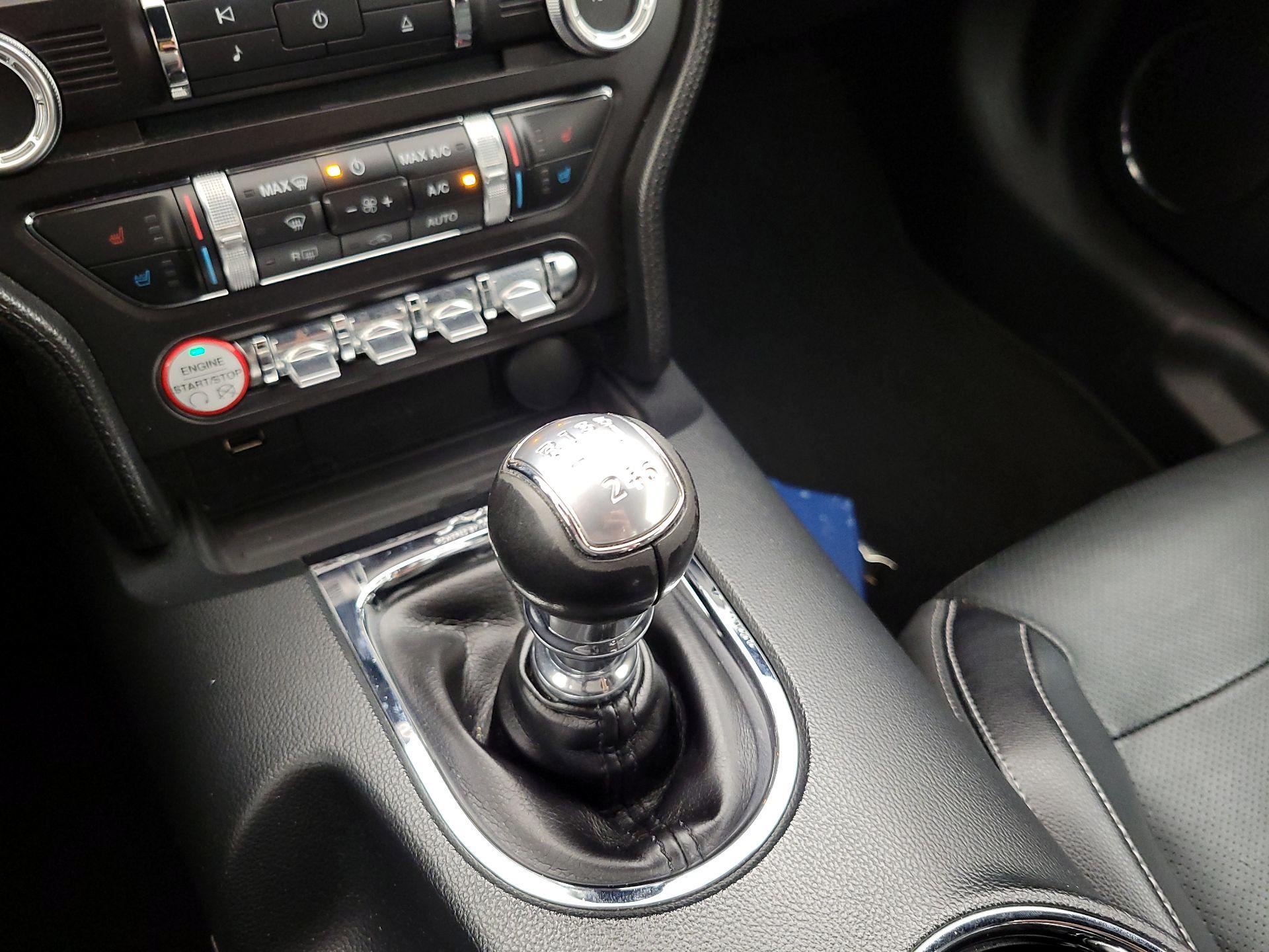 Thumbnail: 2015 Ford Mustang - 17