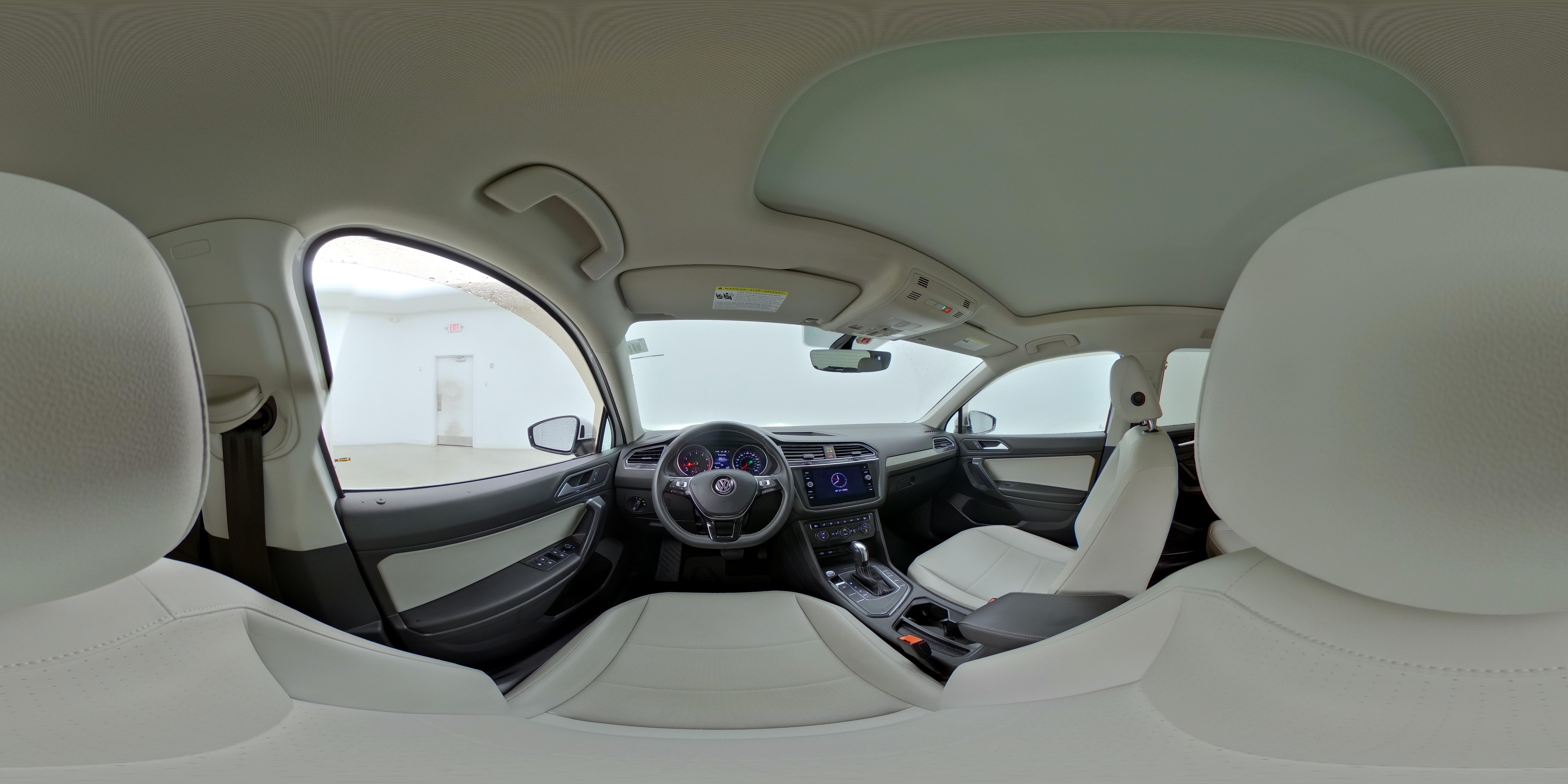 2021 Volkswagen Tiguan SE - Photo 29
