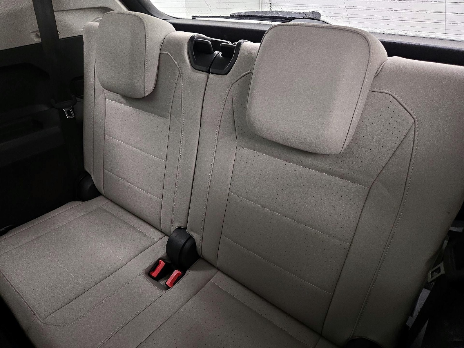 2021 Volkswagen Tiguan SE - Photo 22