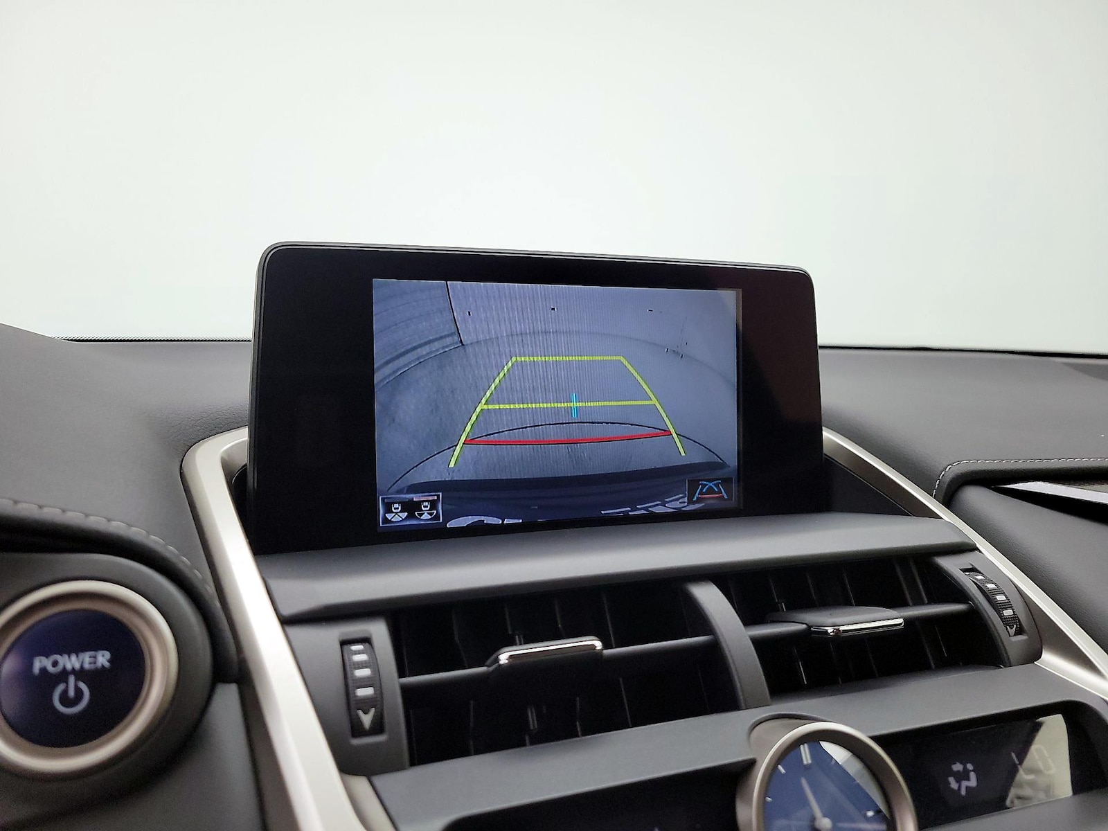 2020 Lexus NX Hybrid 300h - Photo 15