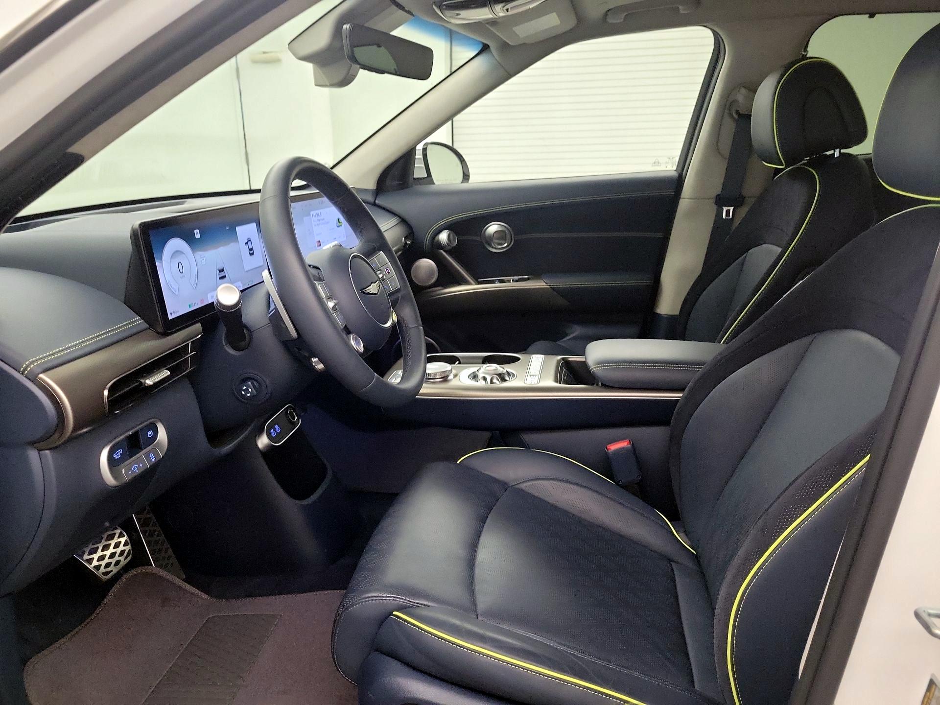 Thumbnail: 2024 Genesis GV60 - 11