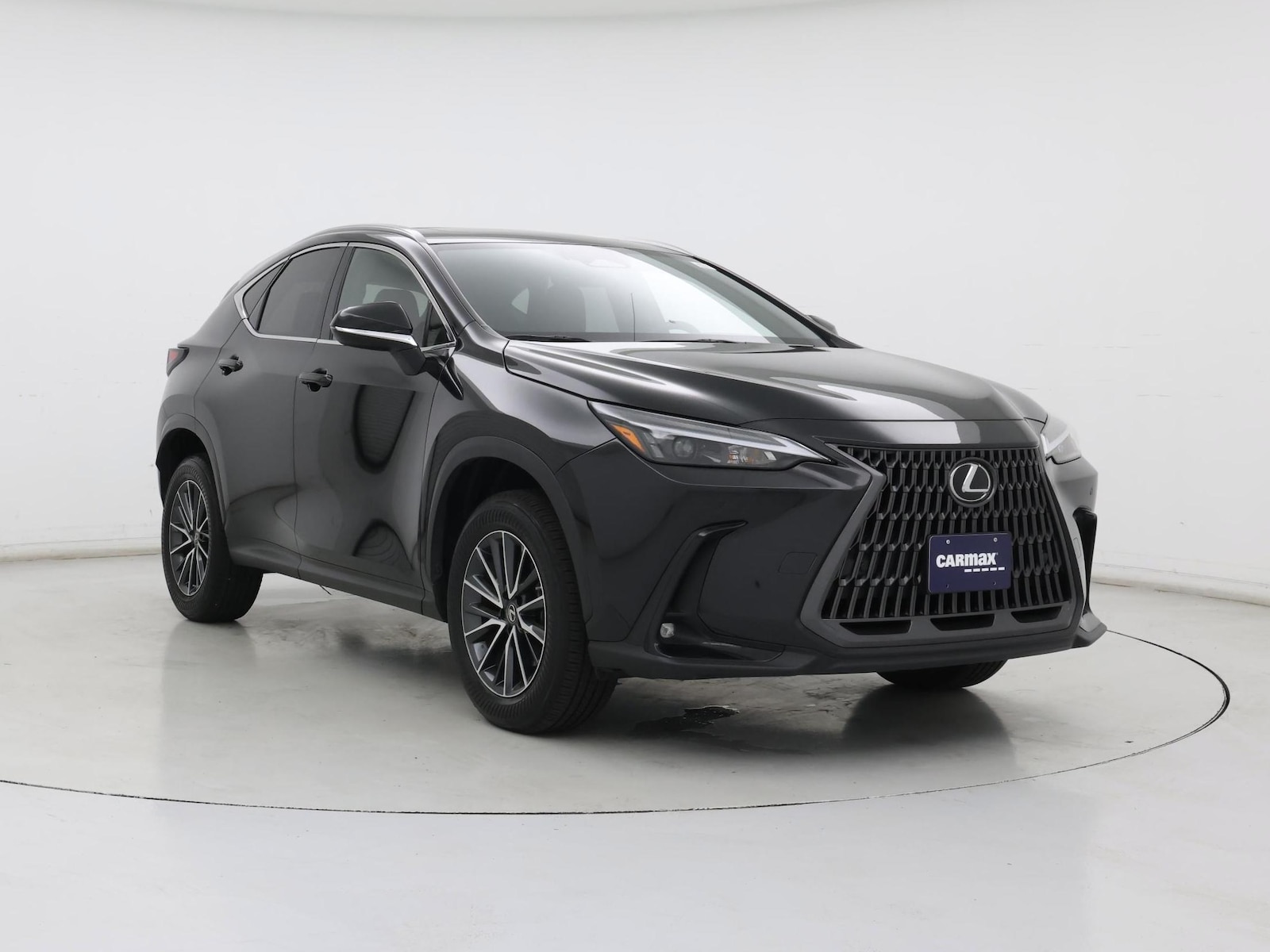 2022 Lexus NX 350 - Photo 2