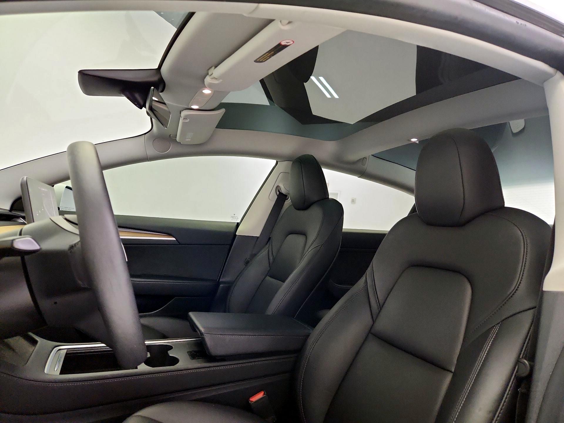 Thumbnail: 2023 Tesla Model 3 - 20