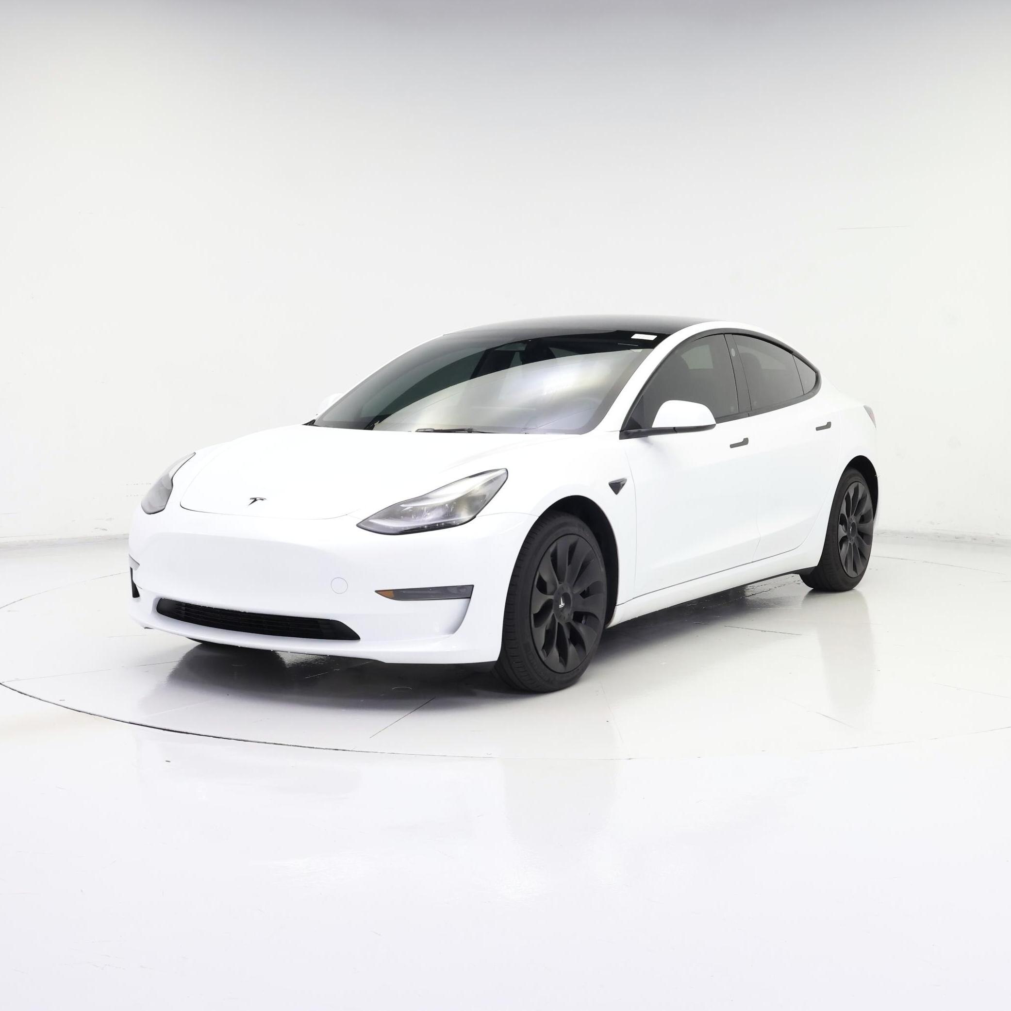 Thumbnail: 2023 Tesla Model 3 - 4