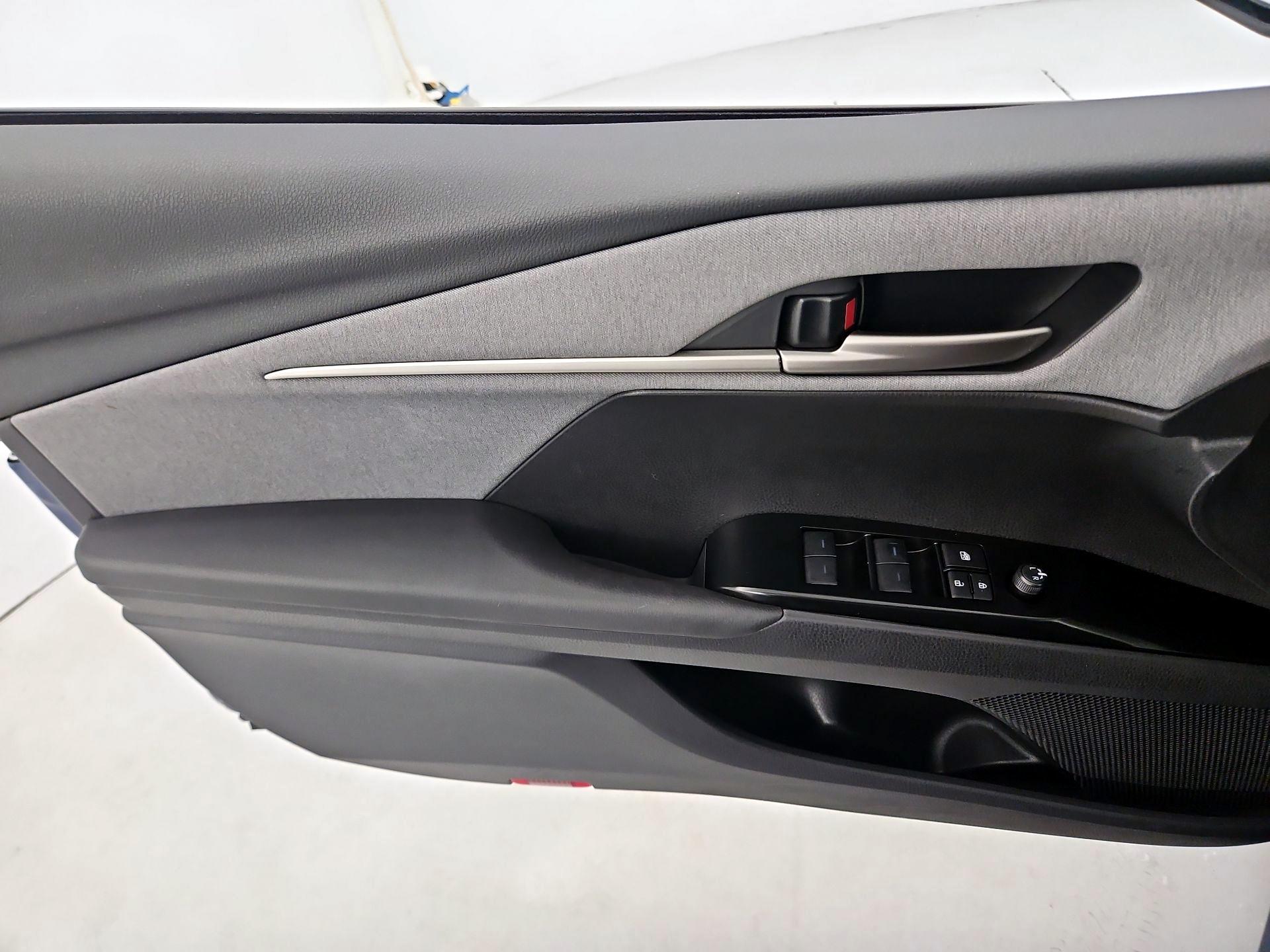 Thumbnail: 2026 Toyota Camry - 12