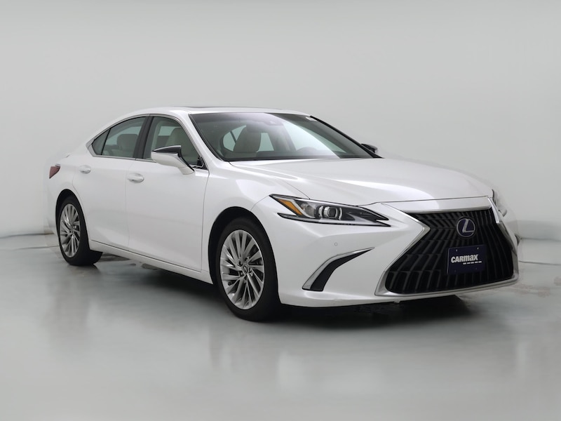 2022 Lexus ES 300h Luxury
