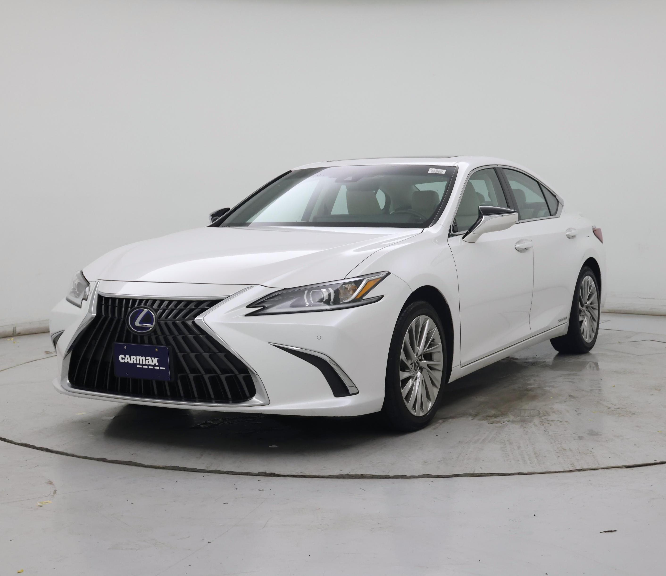 Thumbnail: 2022 Lexus ES - 4