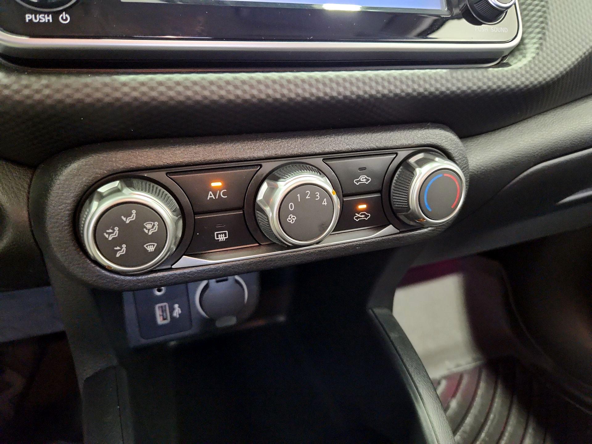 Thumbnail: 2022 Nissan Kicks - 16