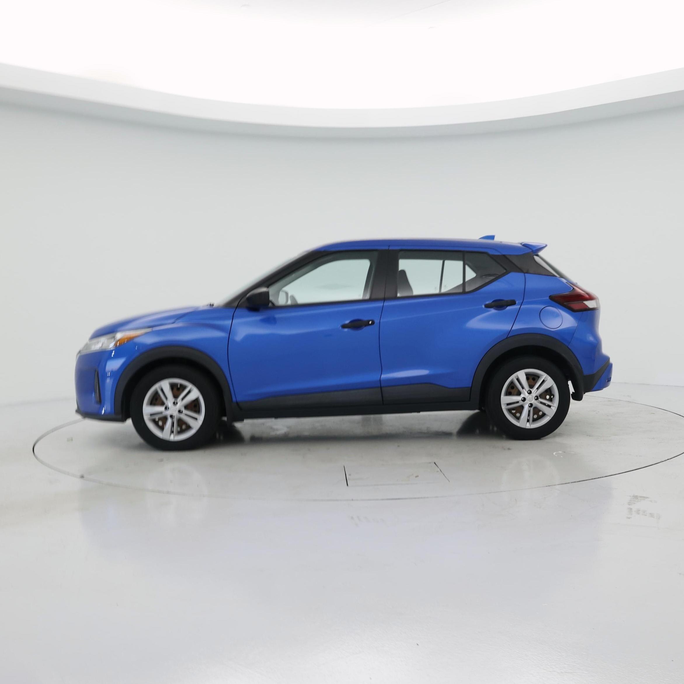 Thumbnail: 2022 Nissan Kicks - 3