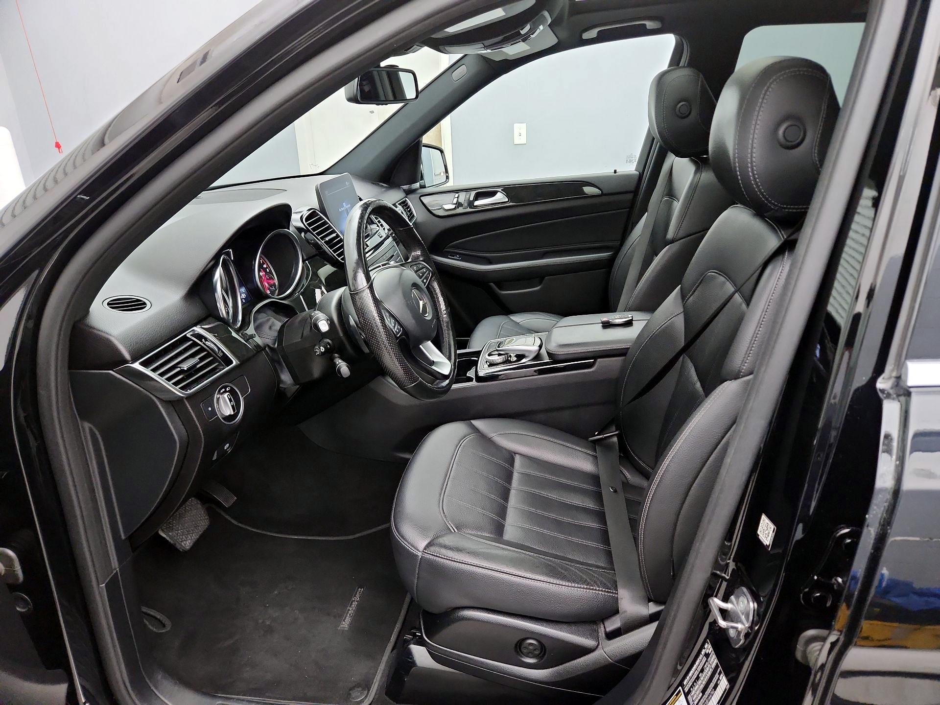 Thumbnail: 2018 Mercedes-Benz GLE - 11