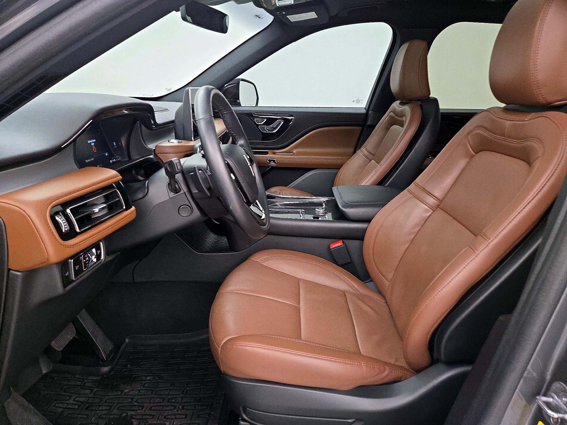 Thumbnail: 2024 Lincoln Aviator - 11
