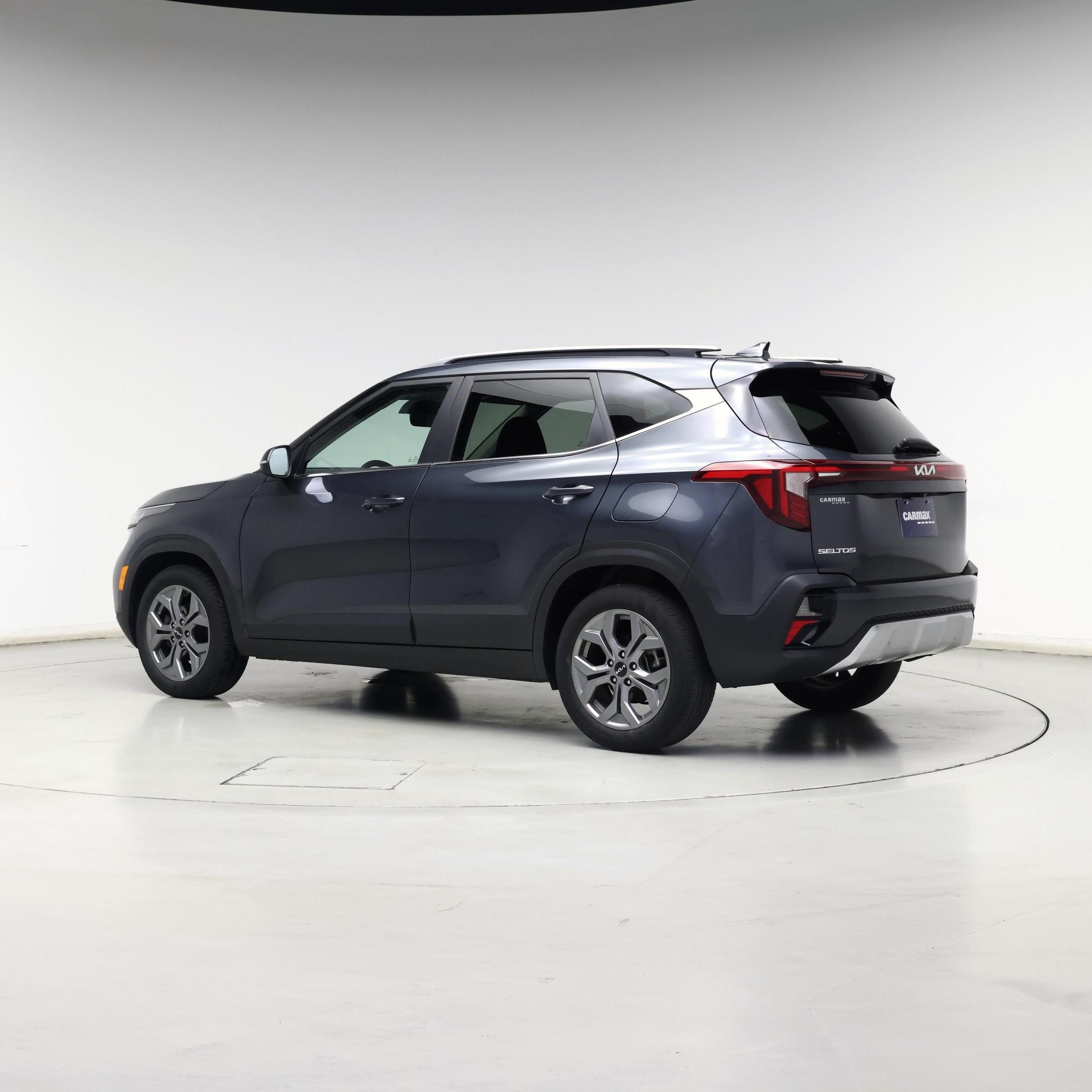 Thumbnail: 2024 Kia Seltos - 2