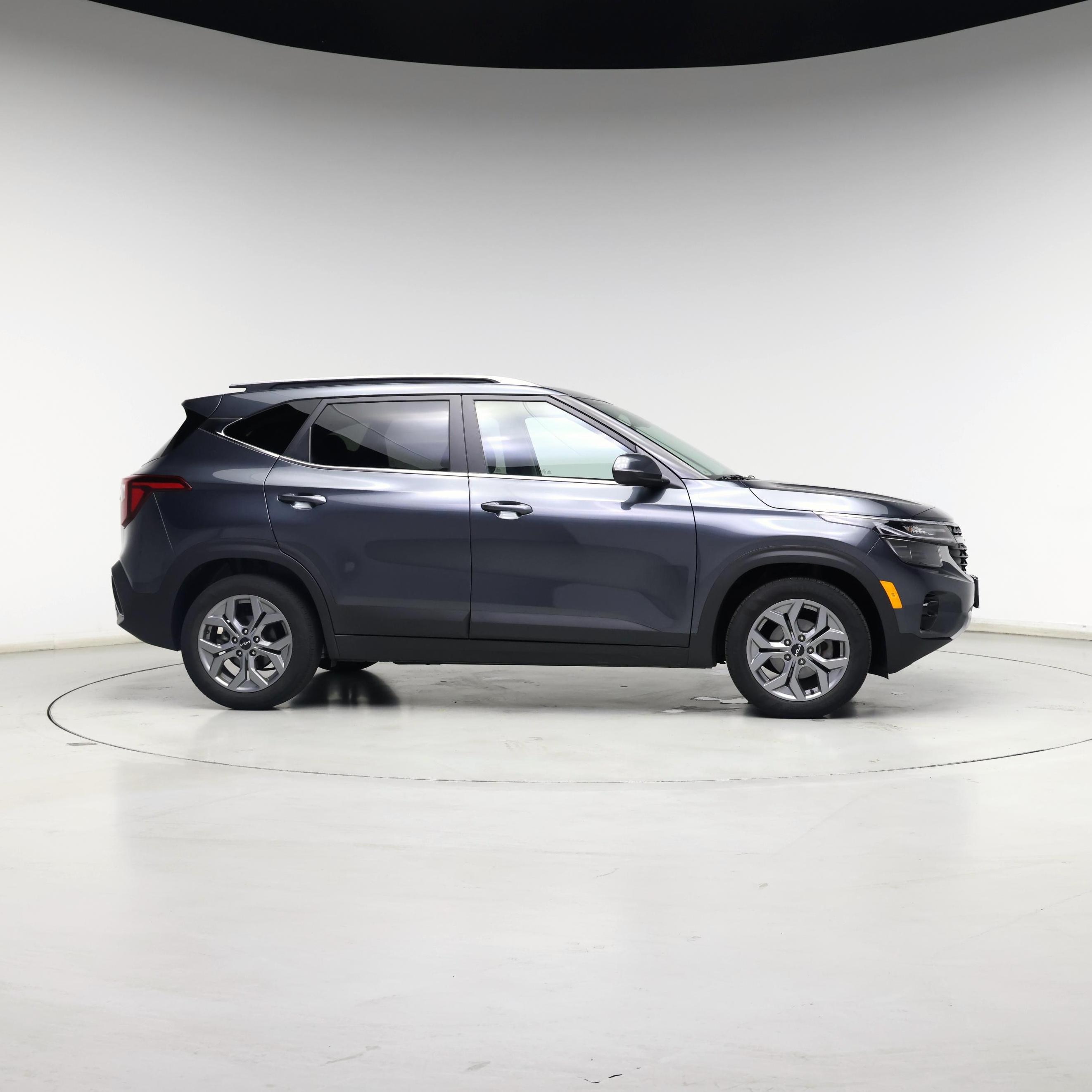 Thumbnail: 2024 Kia Seltos - 7