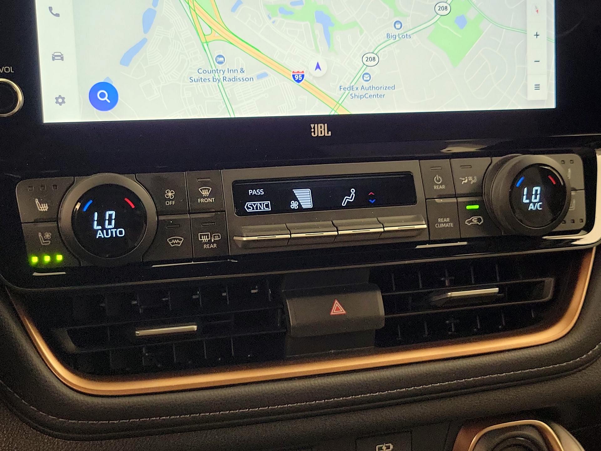 Thumbnail: 2026 Toyota Highlander - 17