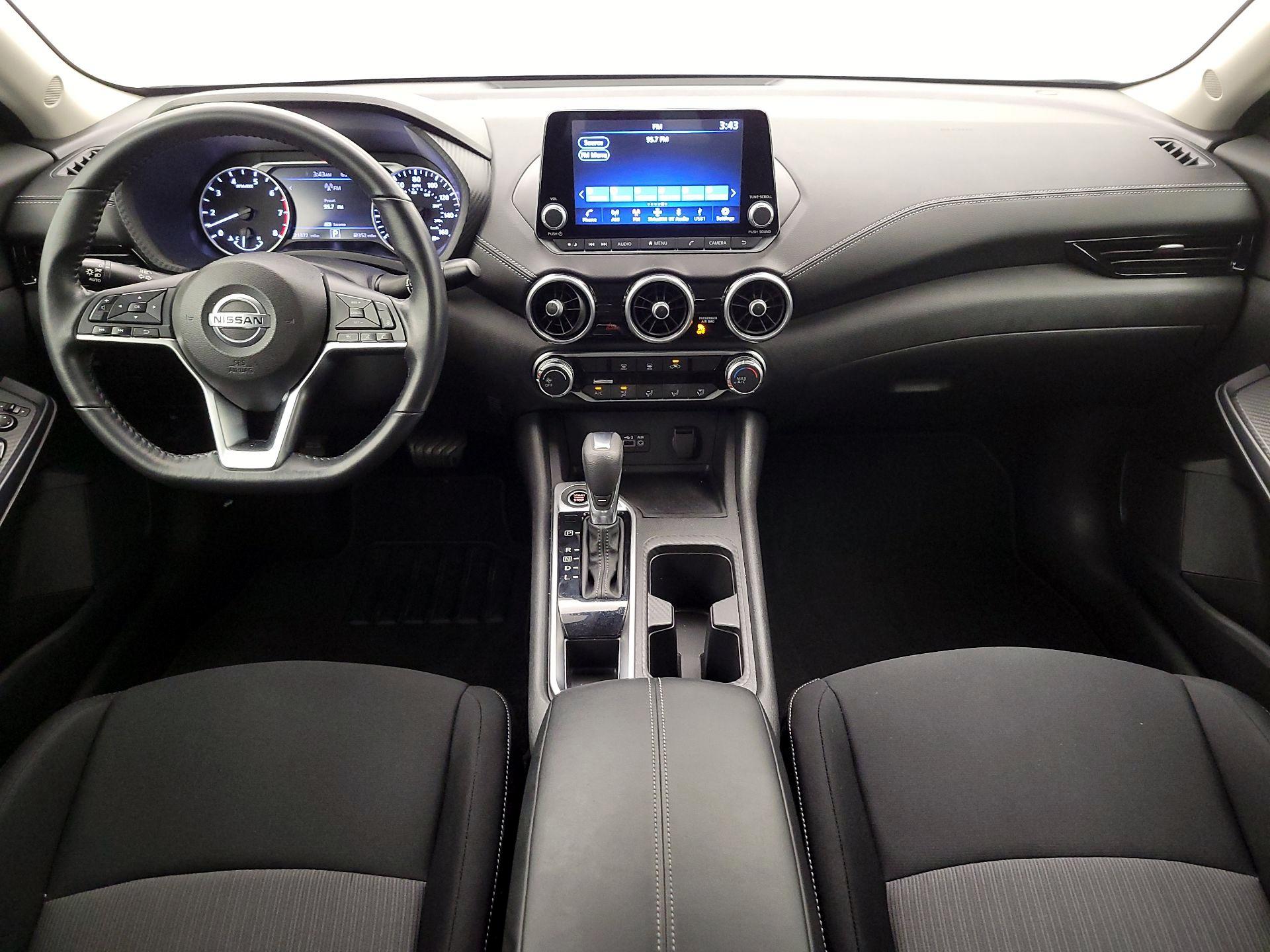 Thumbnail: 2022 Nissan Sentra - 9