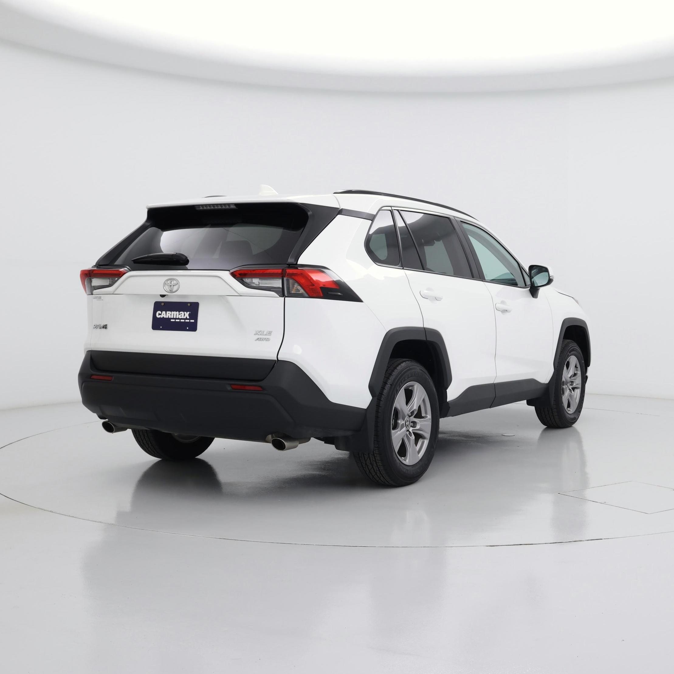 Thumbnail: 2025 Toyota RAV4 - 8