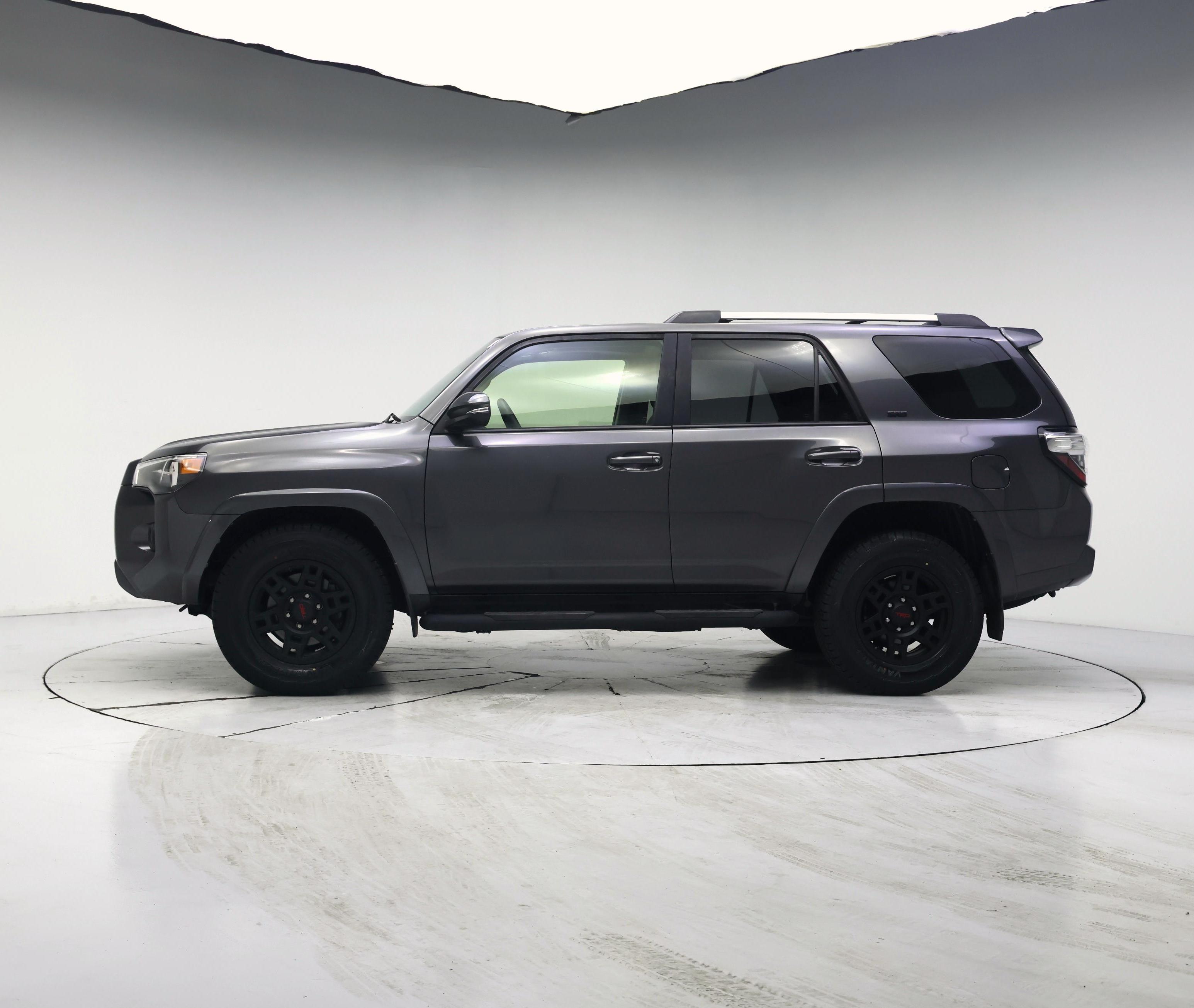 Thumbnail: 2021 Toyota 4Runner - 3