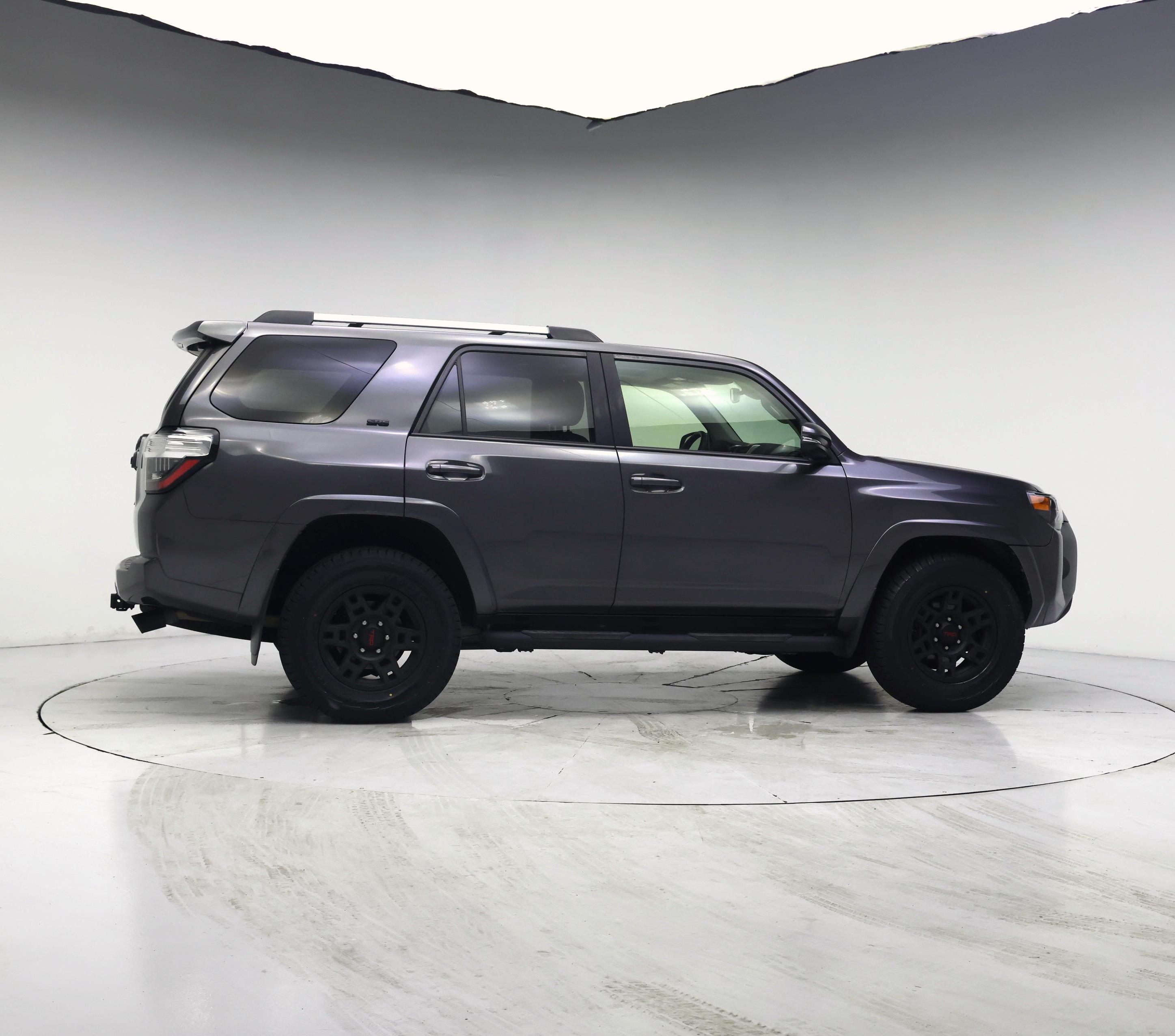 Thumbnail: 2021 Toyota 4Runner - 7