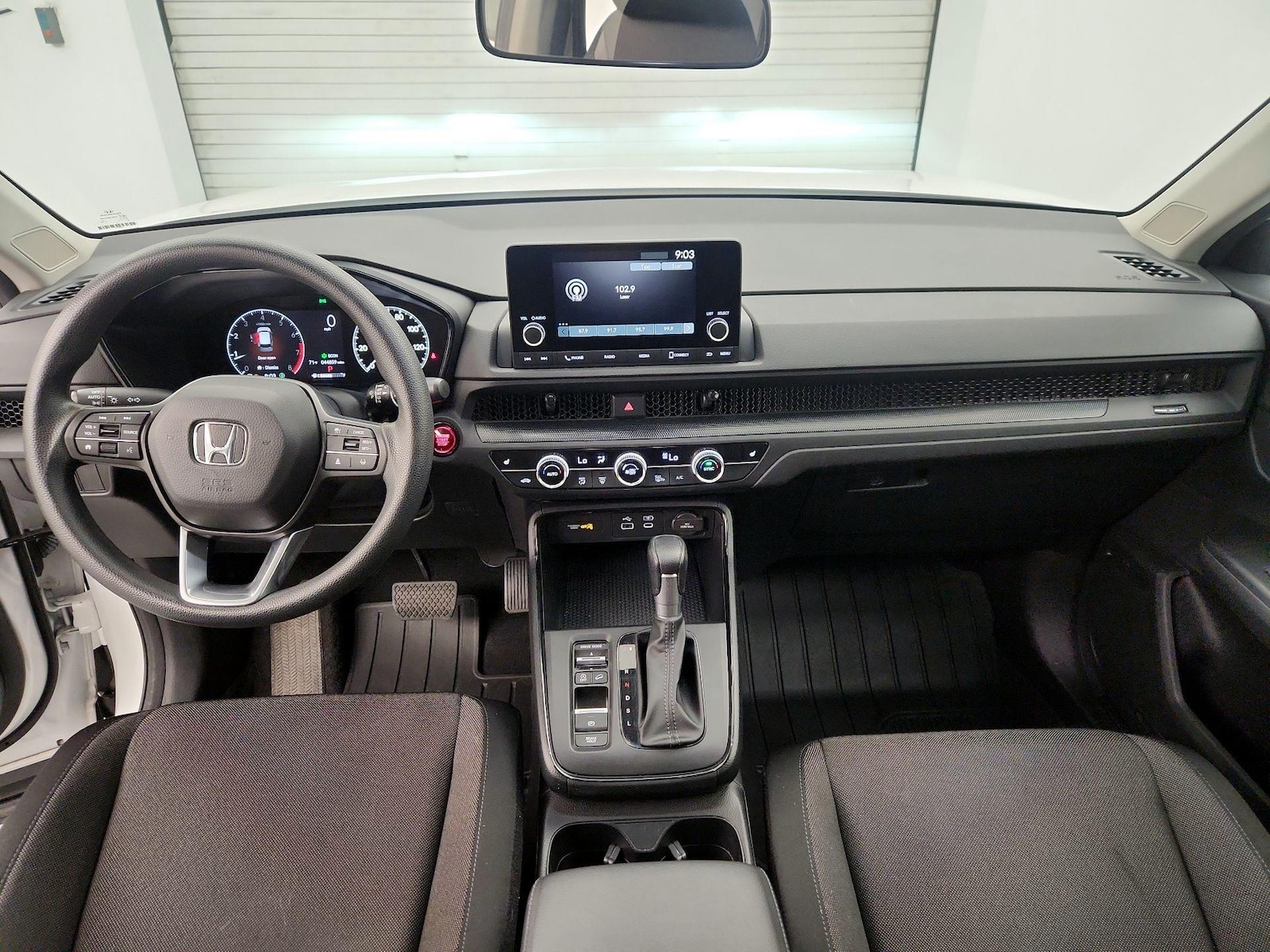Photo 10
