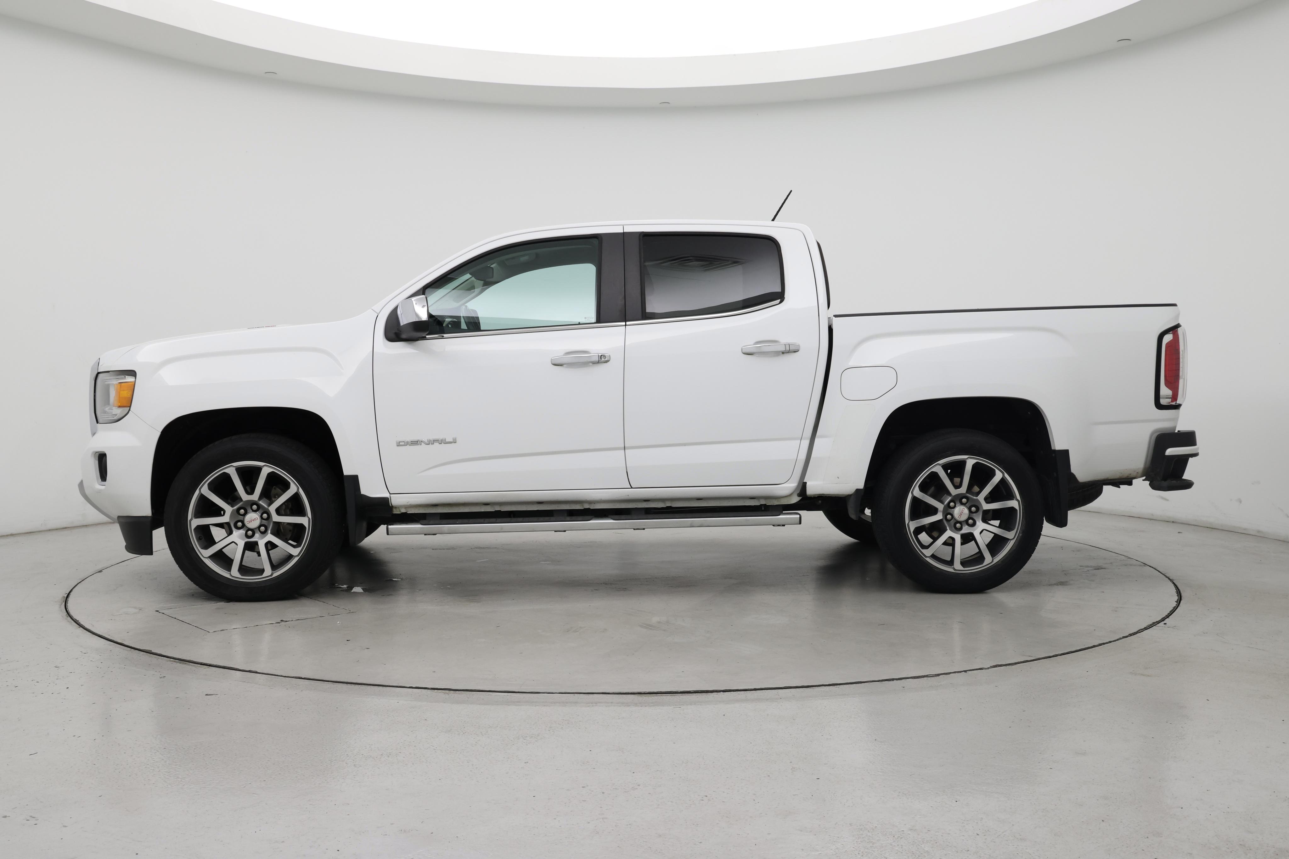 Thumbnail: 2018 GMC Canyon - 3