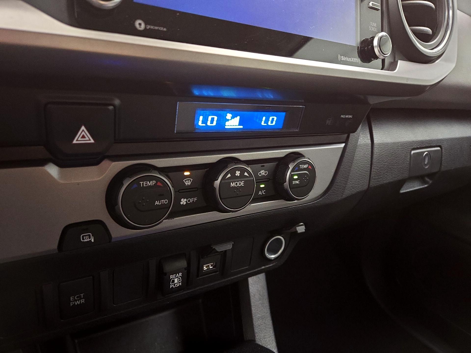 Thumbnail: 2021 Toyota Tacoma - 16