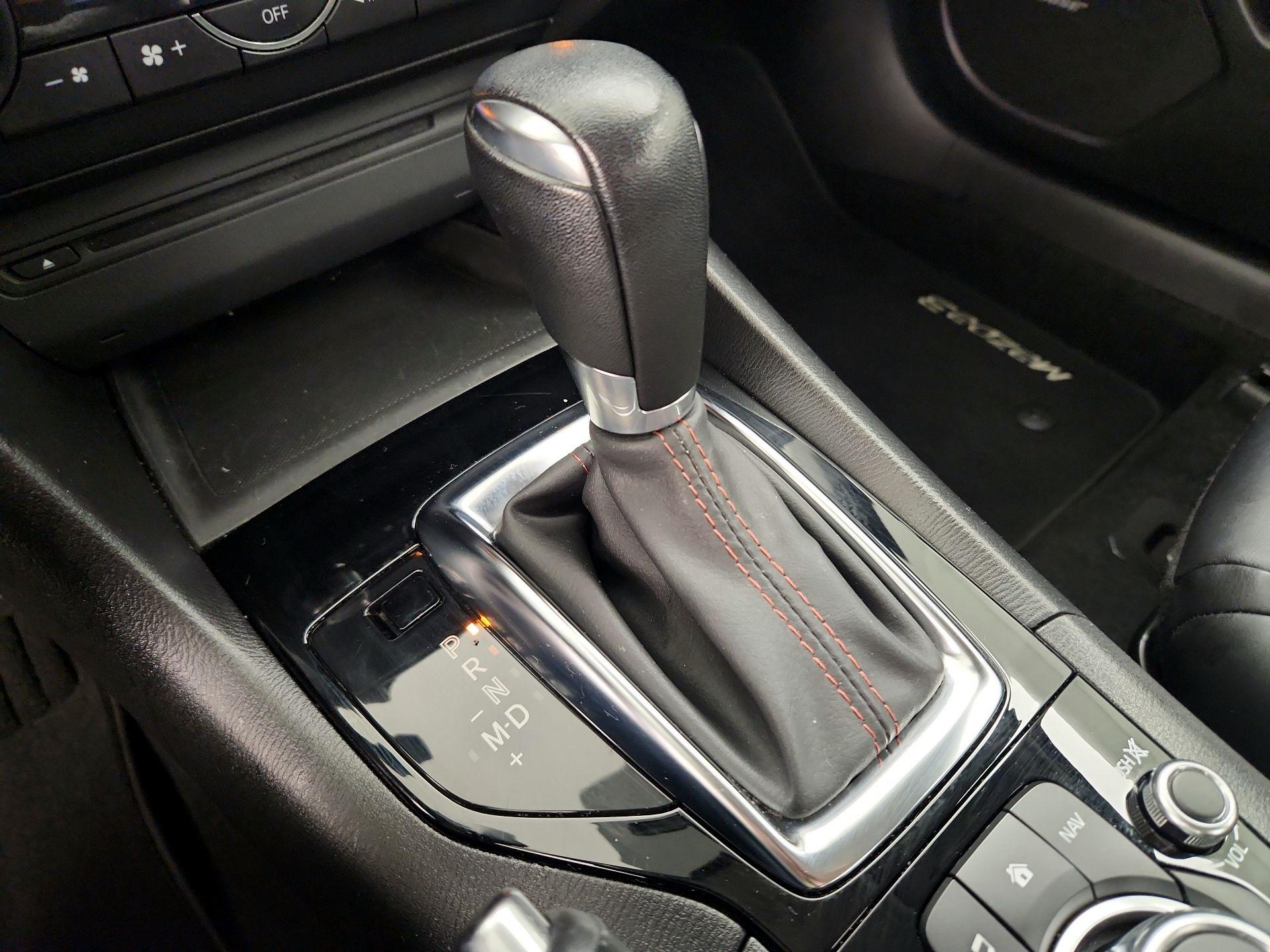 Thumbnail: 2015 Mazda Mazda3 - 18
