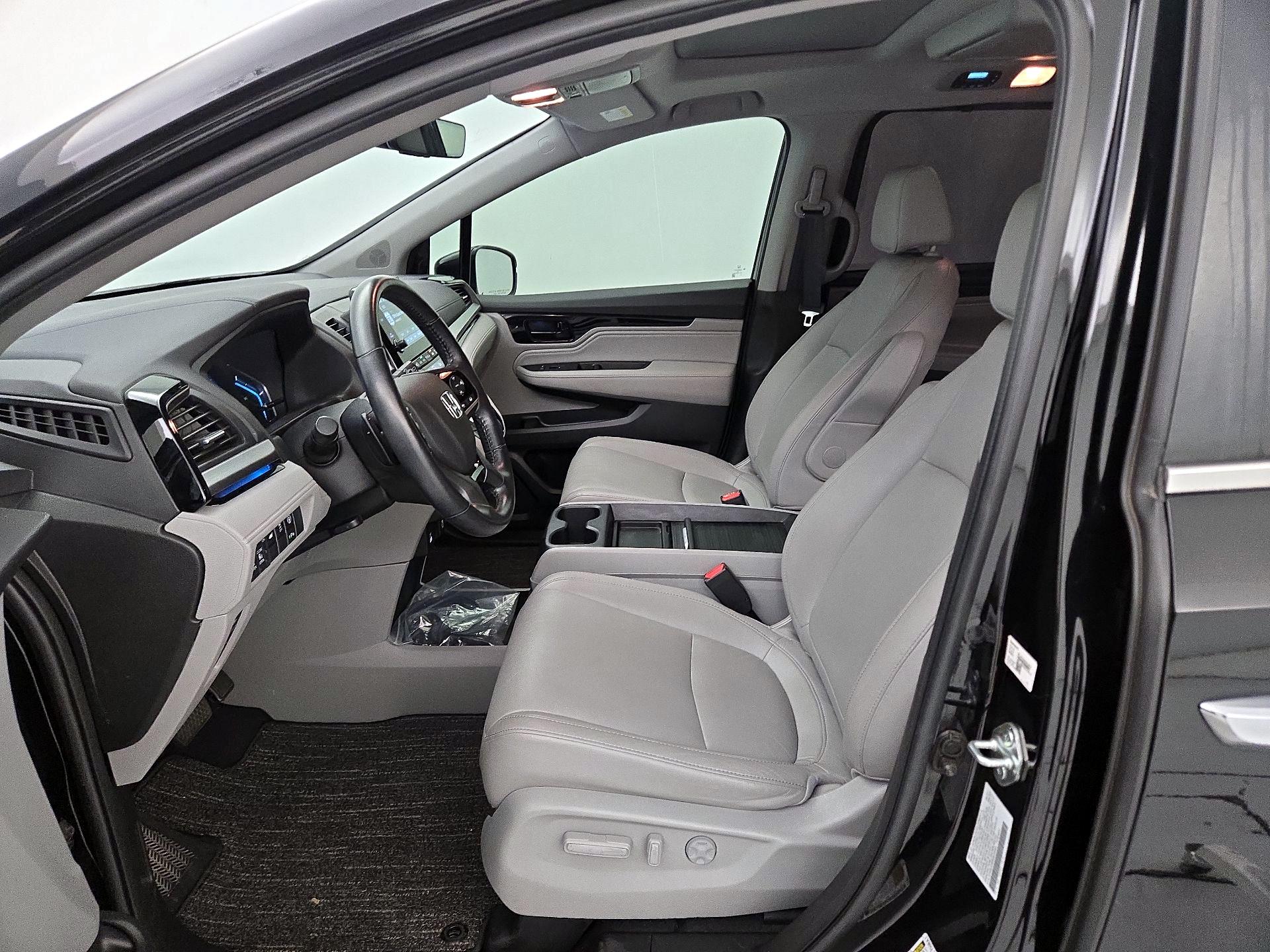 Thumbnail: 2022 Honda Odyssey - 11