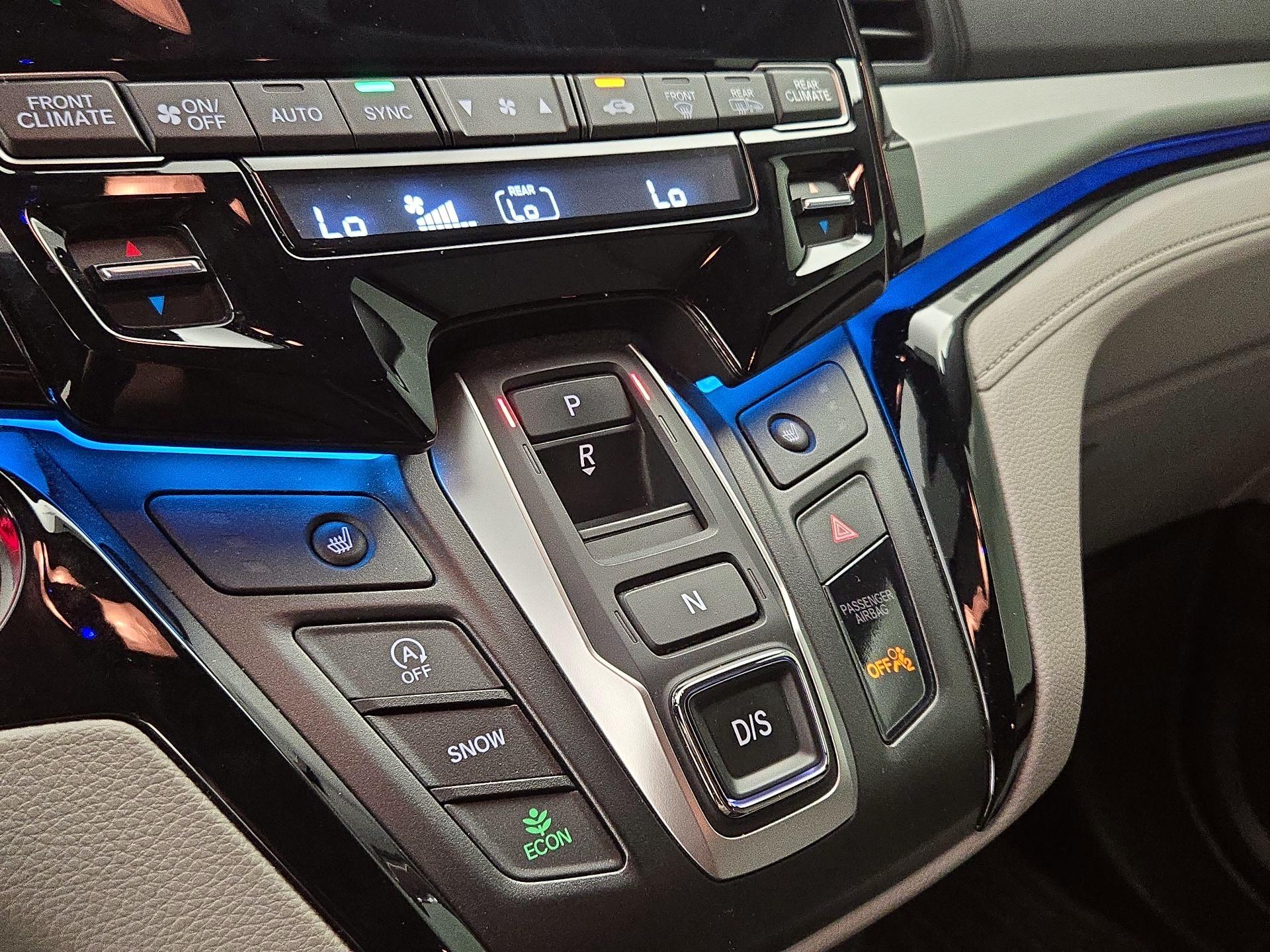 Thumbnail: 2022 Honda Odyssey - 18