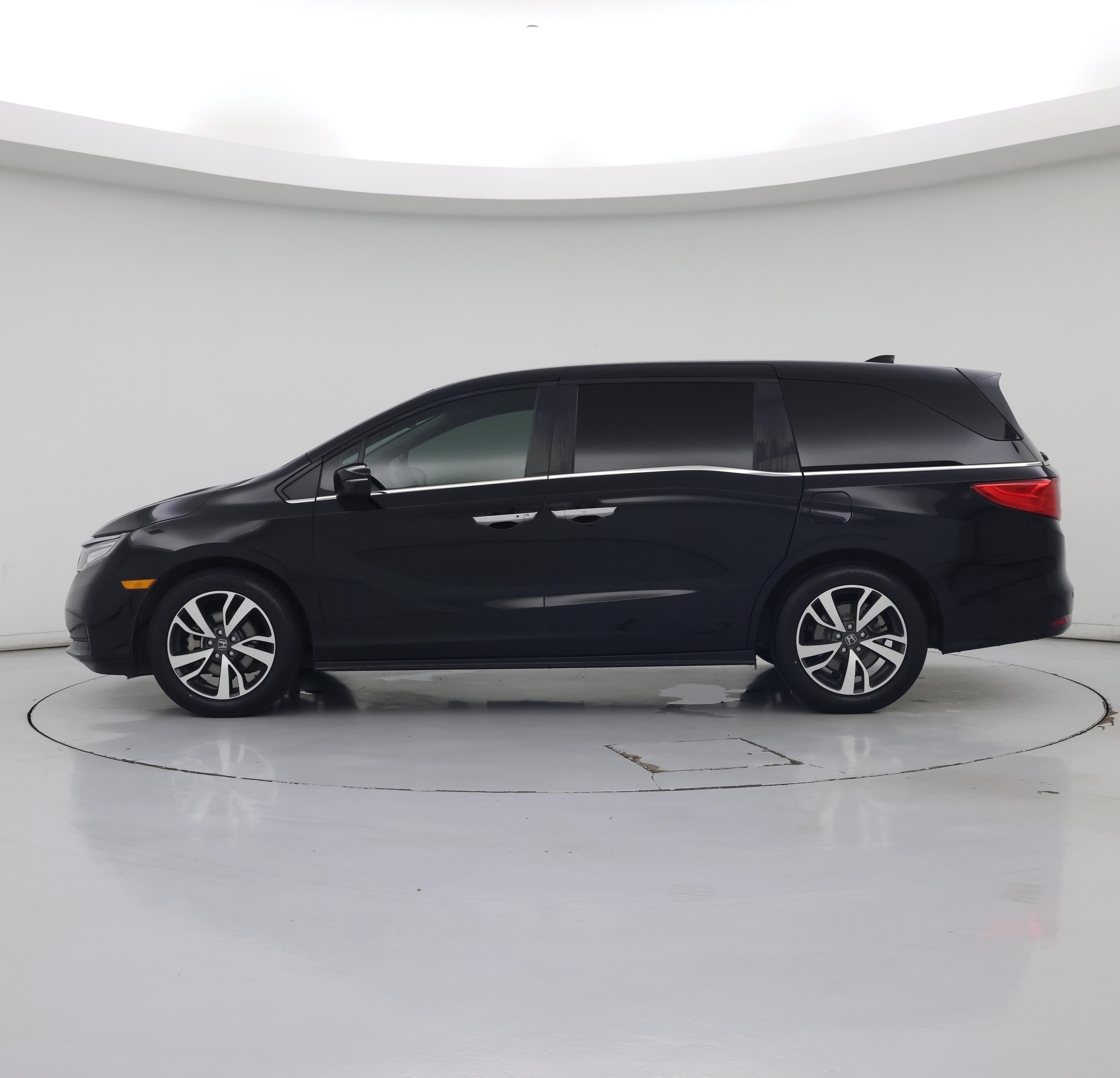 Thumbnail: 2022 Honda Odyssey - 3