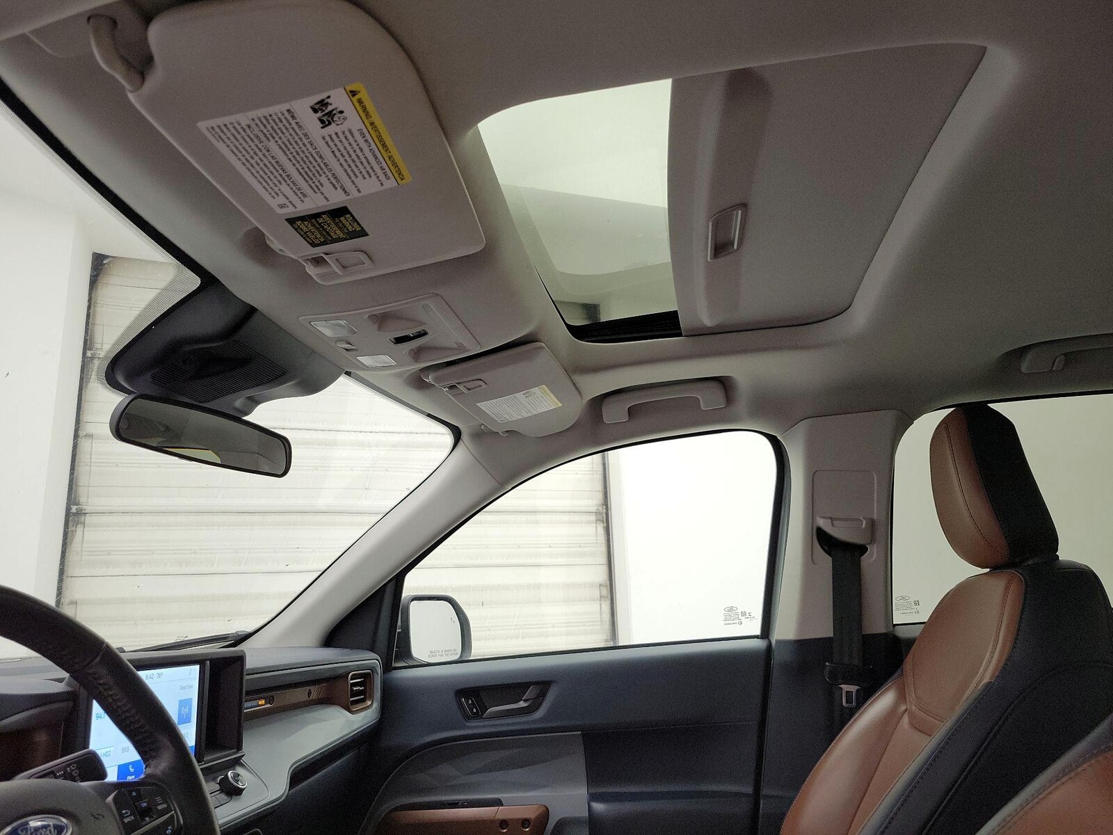 Sunroof(s) & Overhead Airbags