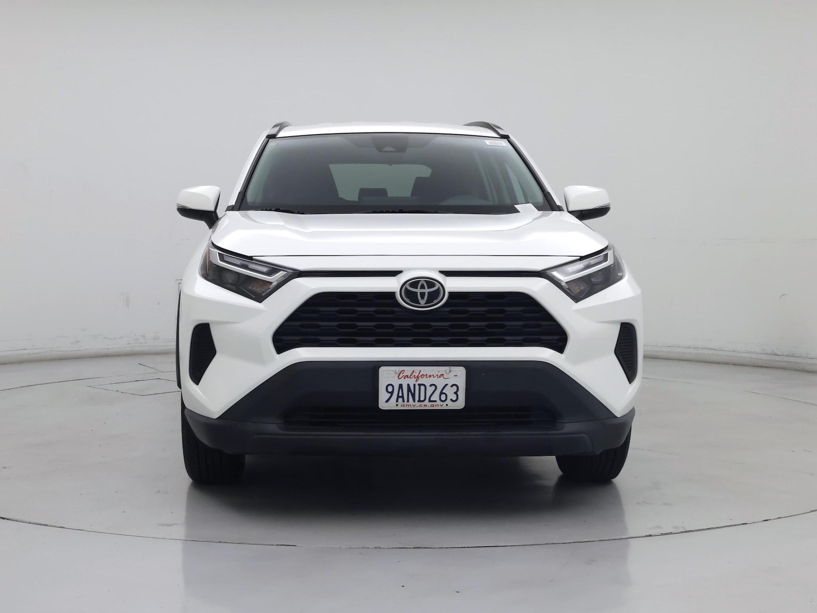 2022 Toyota RAV4 XLE - Photo 6