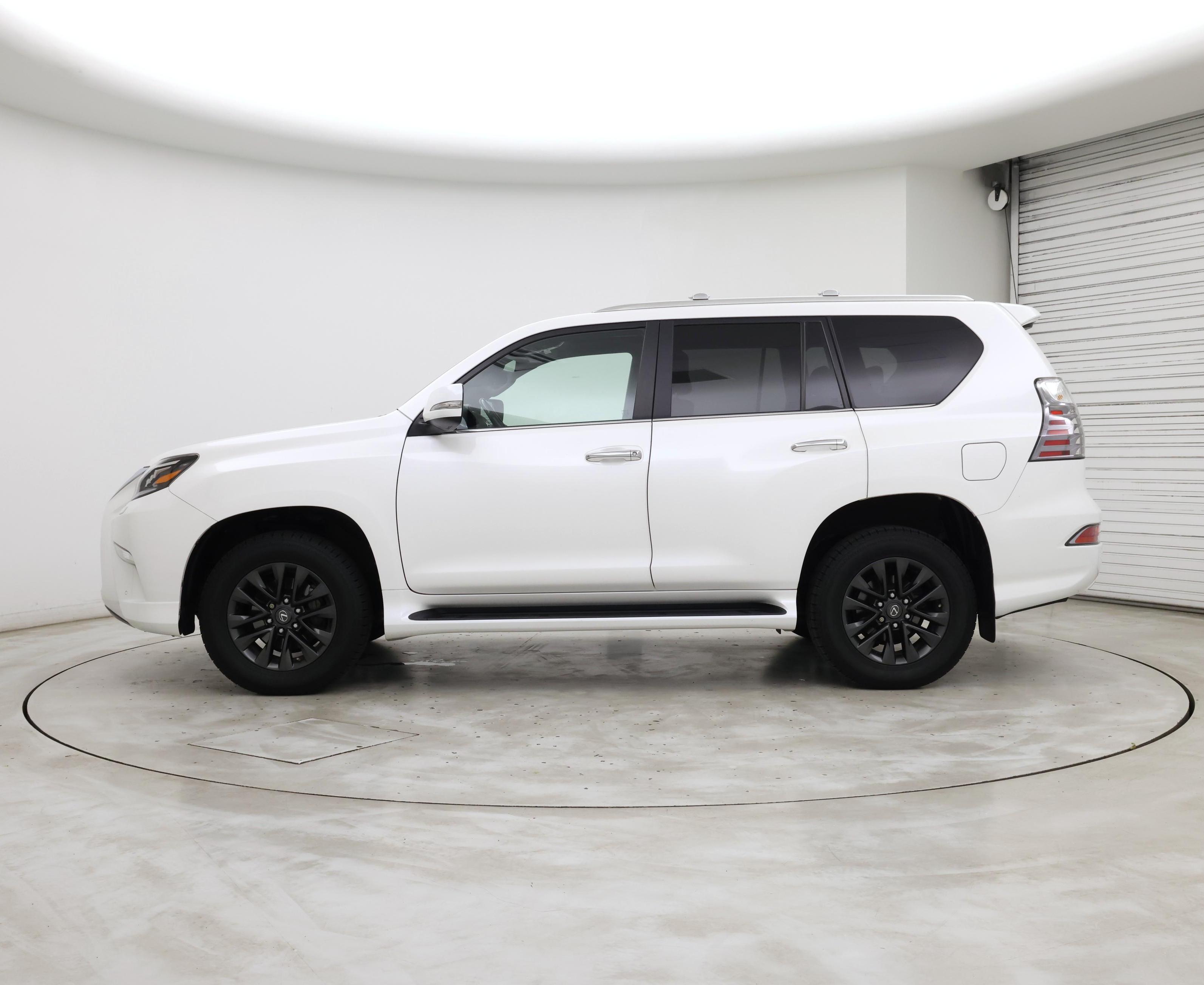 Thumbnail: 2020 Lexus GX - 3