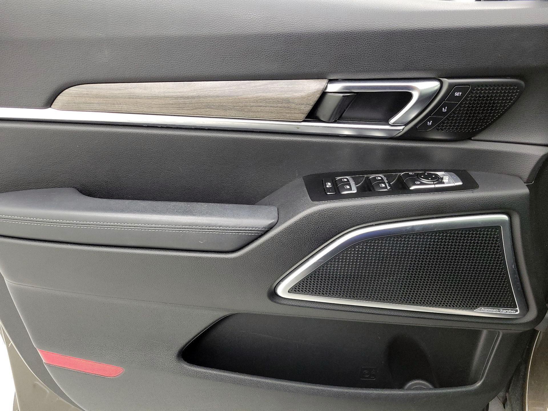 Thumbnail: 2020 Kia Telluride - 12