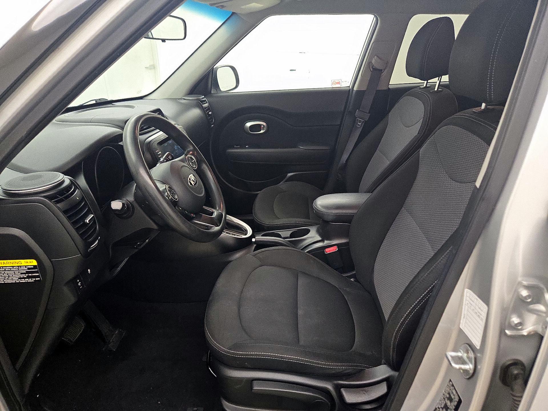 Thumbnail: 2018 Kia Soul - 11