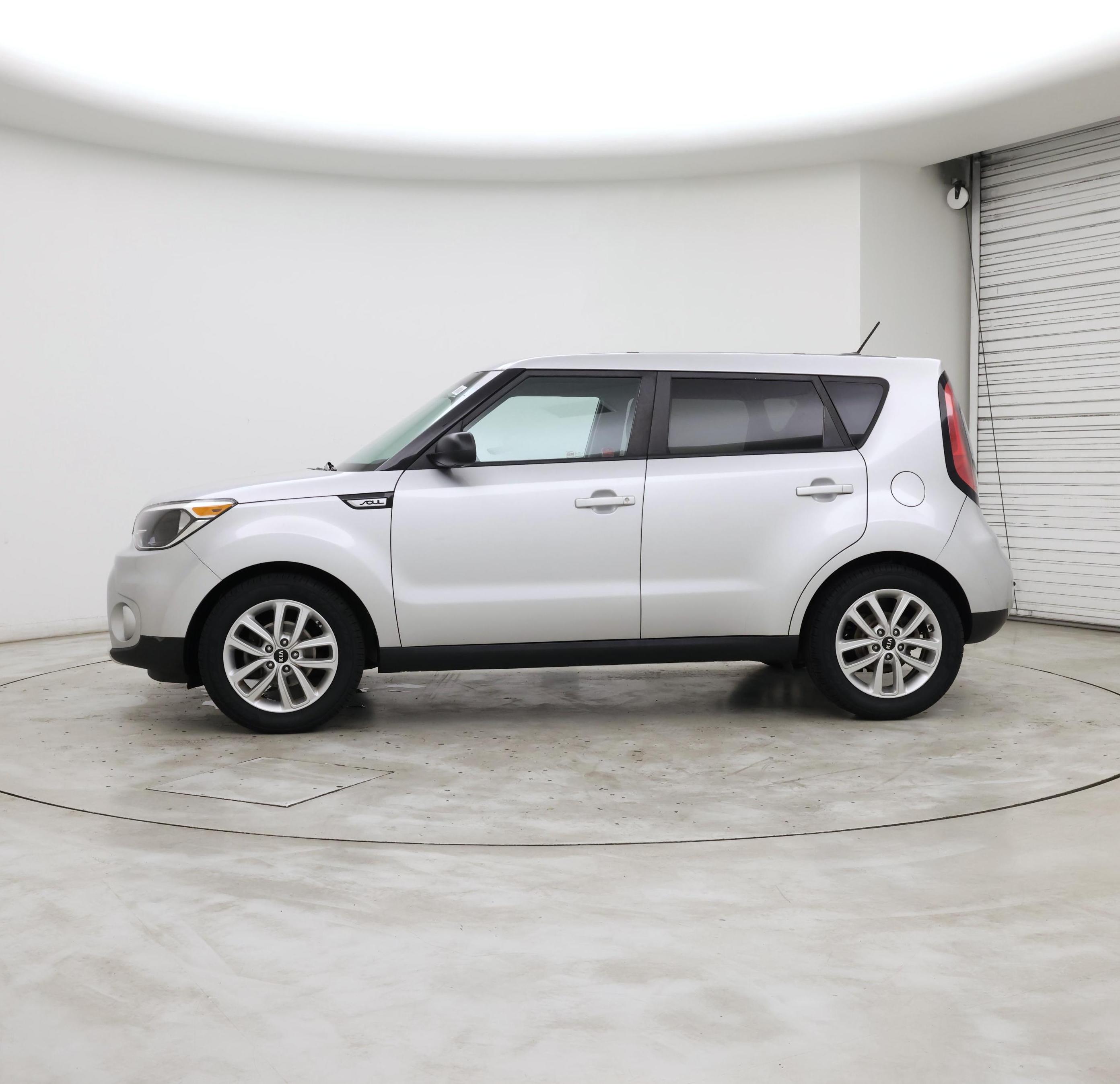 Thumbnail: 2018 Kia Soul - 3