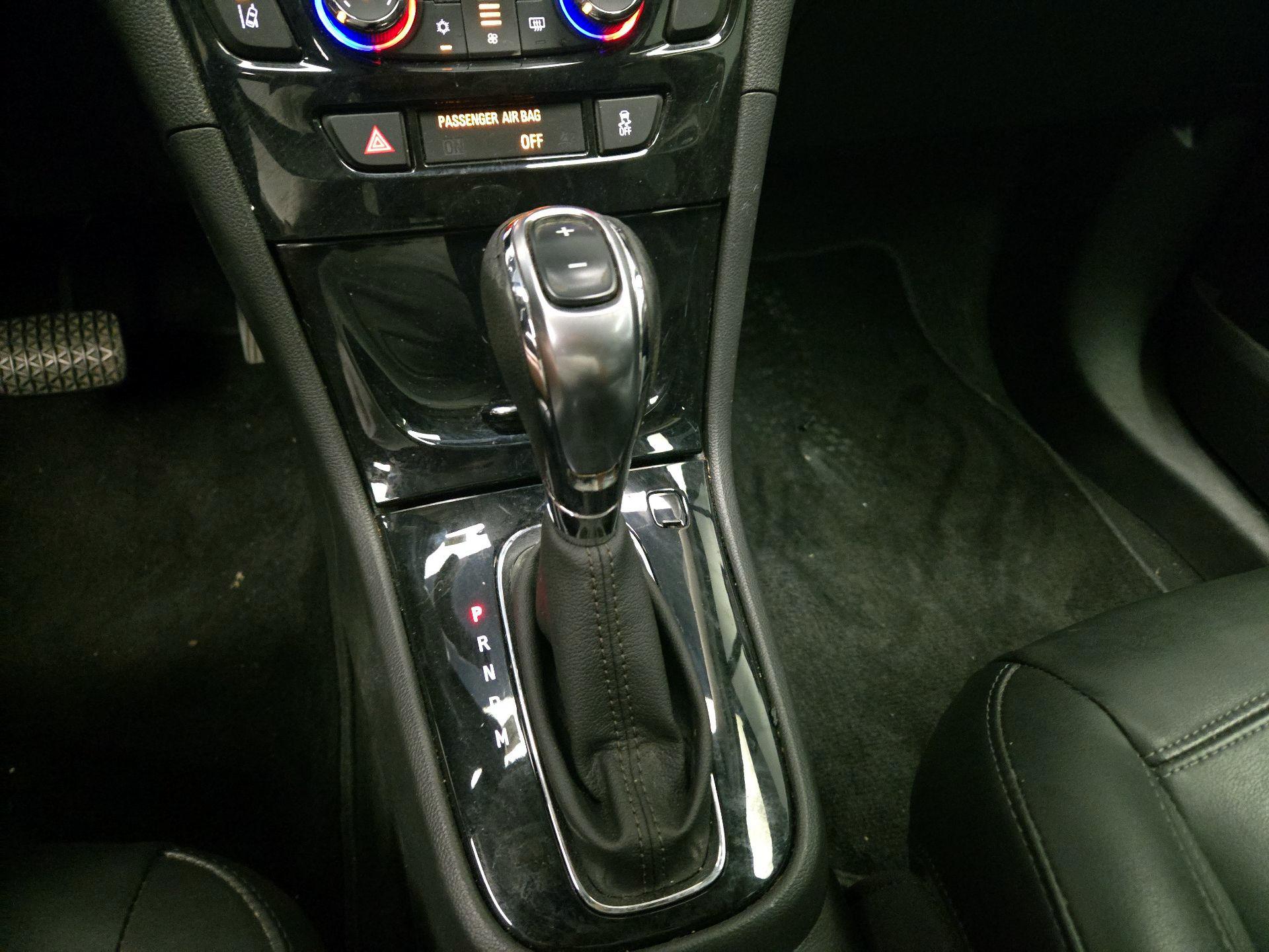 Thumbnail: 2019 Buick Encore - 17