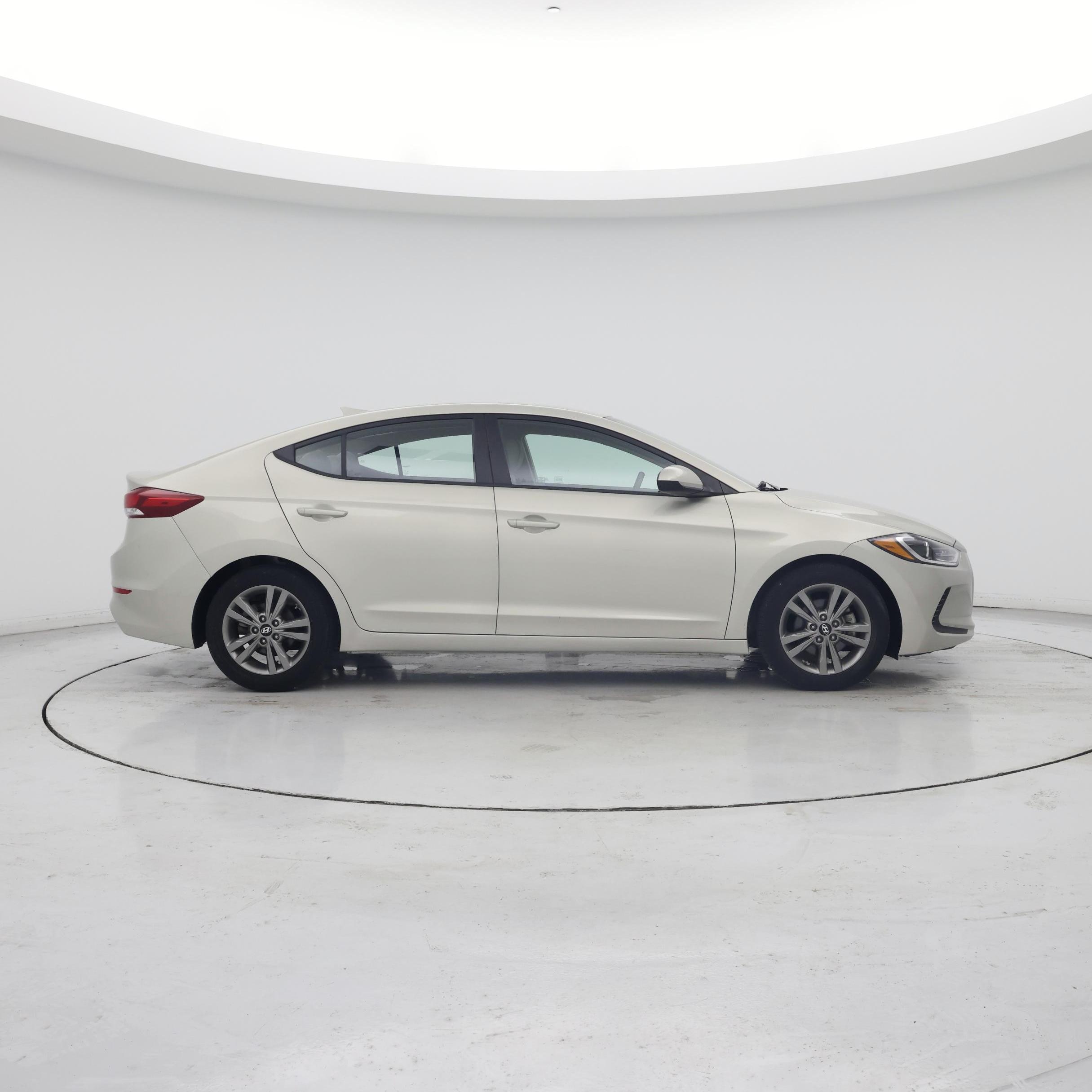 Thumbnail: 2018 Hyundai Elantra - 7