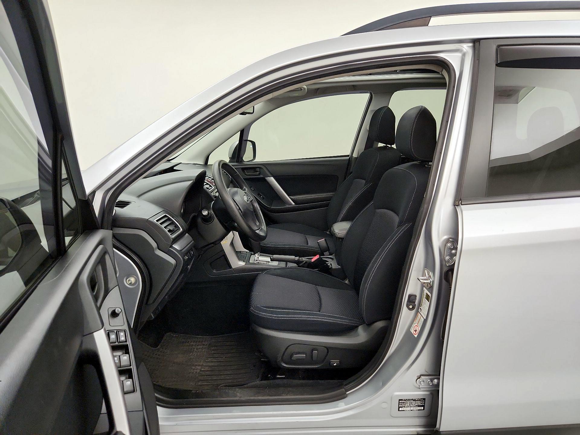 Thumbnail: 2016 Subaru Forester - 11