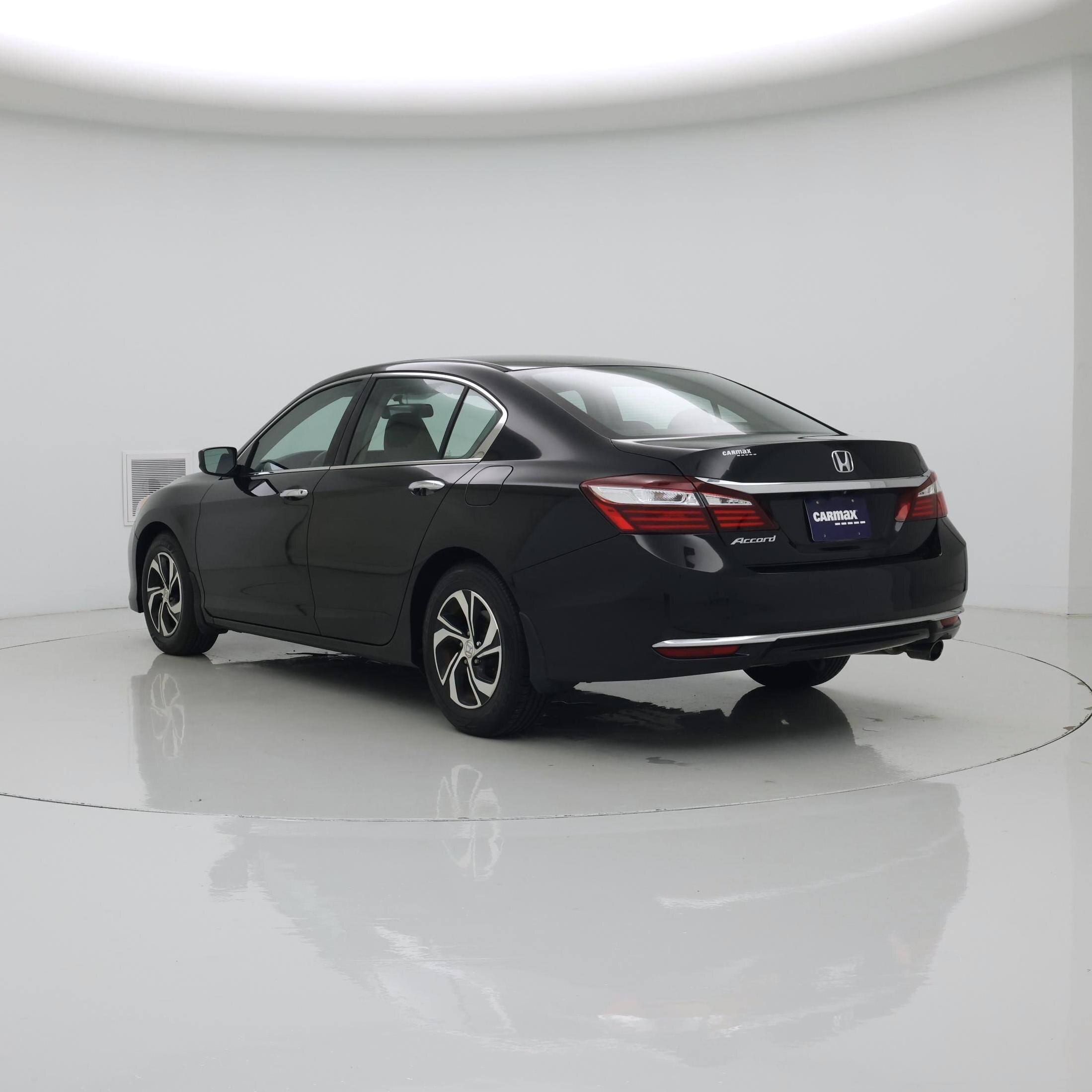 Thumbnail: 2017 Honda Accord - 2