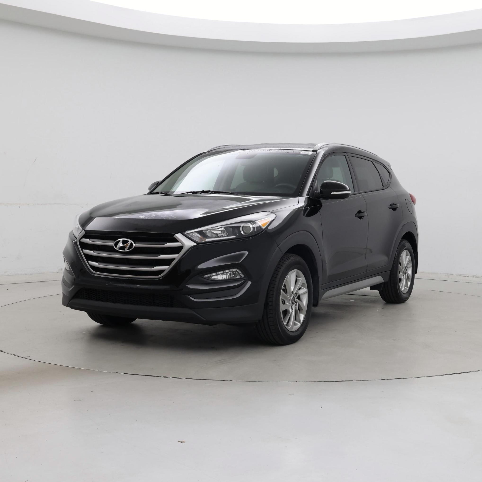 Thumbnail: 2017 Hyundai Tucson - 4