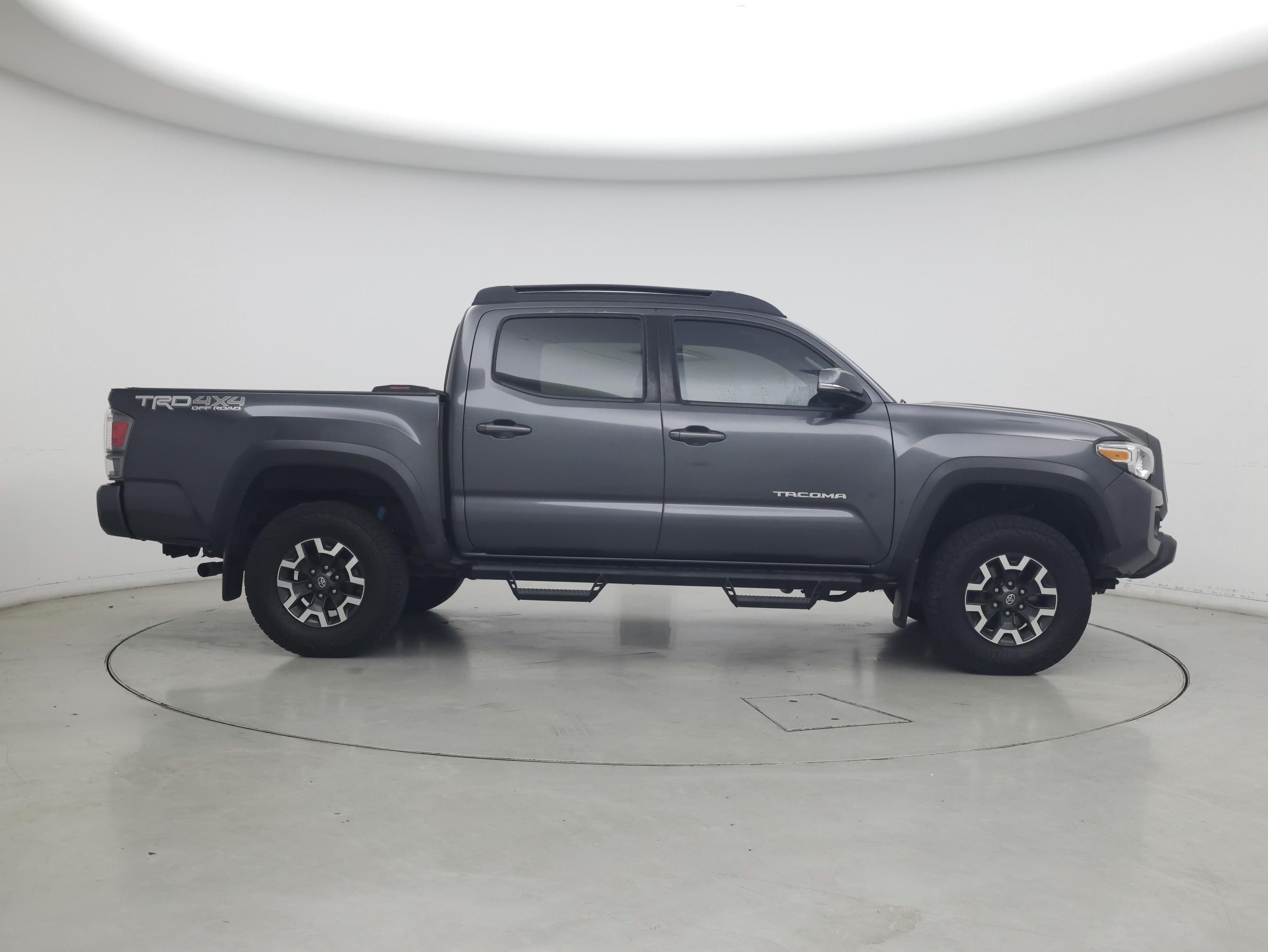 Thumbnail: 2020 Toyota Tacoma - 7