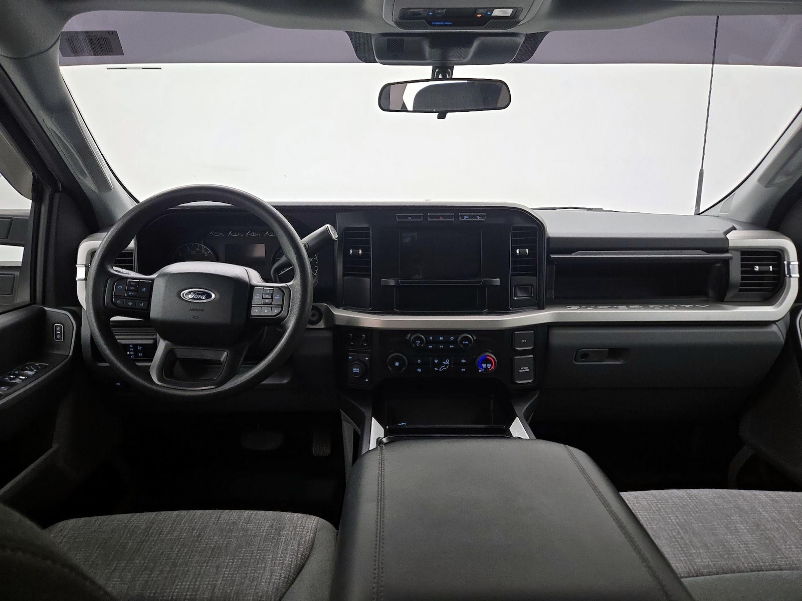 2024 Ford F-350 Super Duty XLT - Photo 10