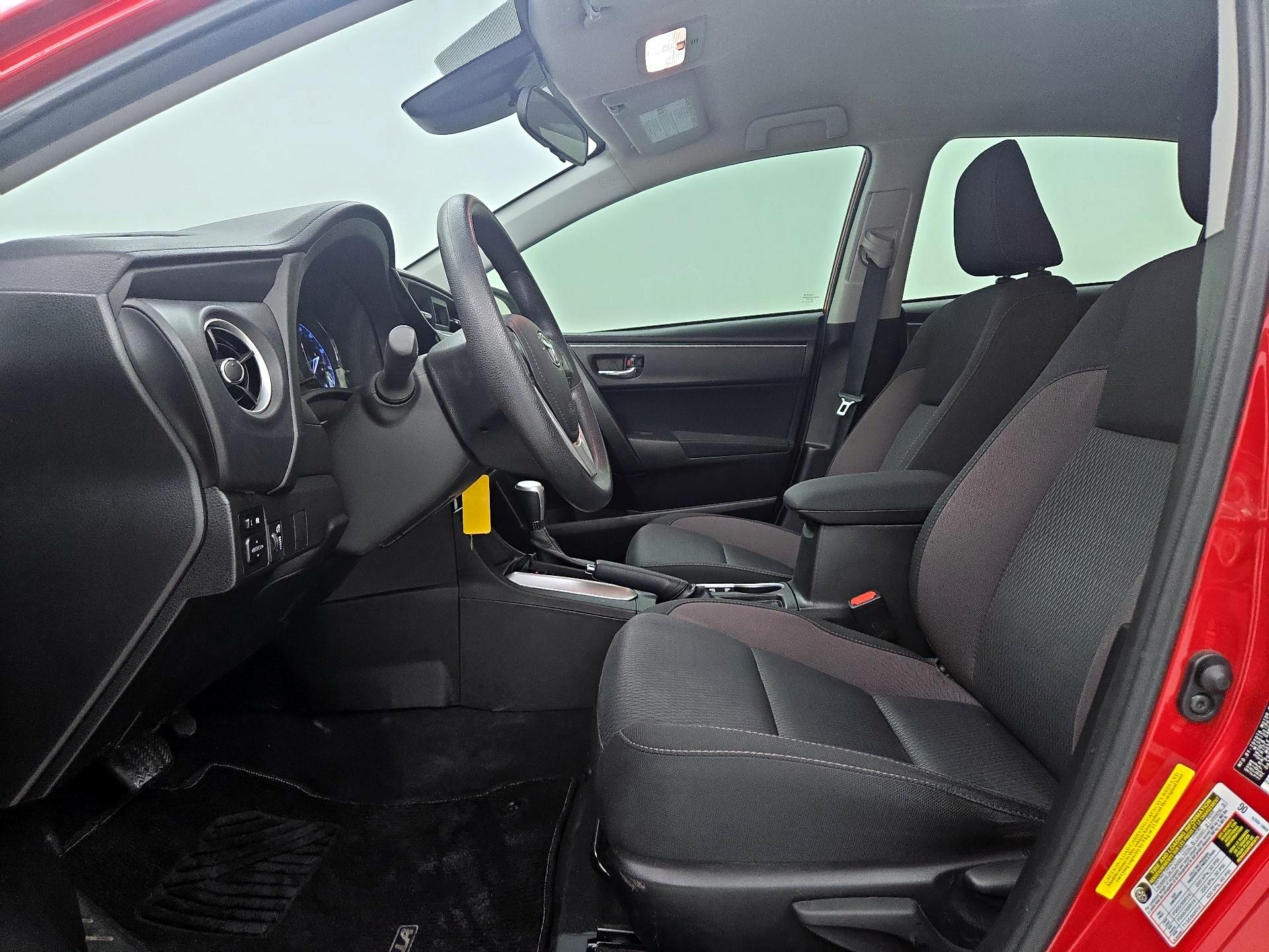 Thumbnail: 2017 Toyota Corolla - 9