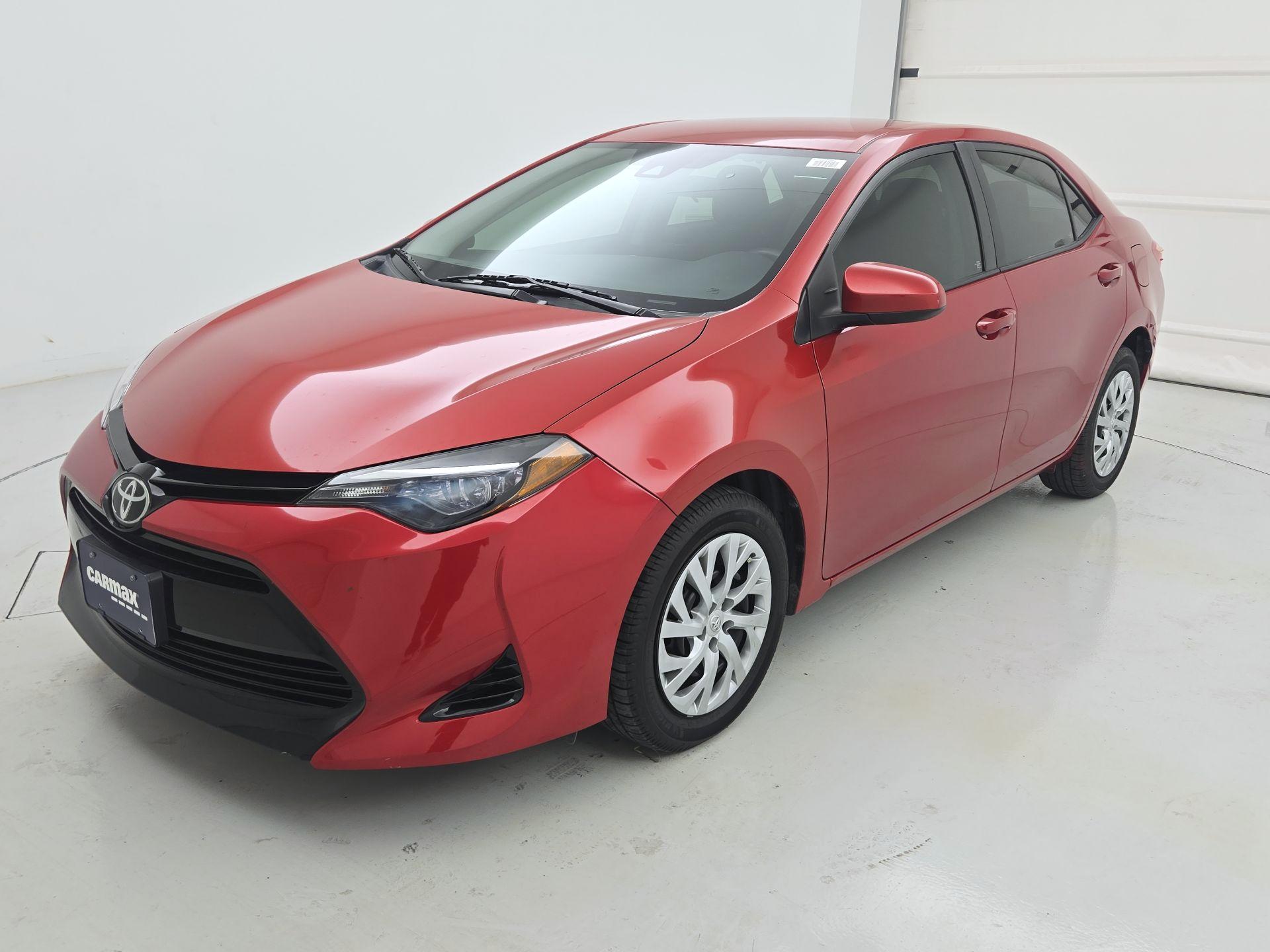 Thumbnail: 2017 Toyota Corolla - 3