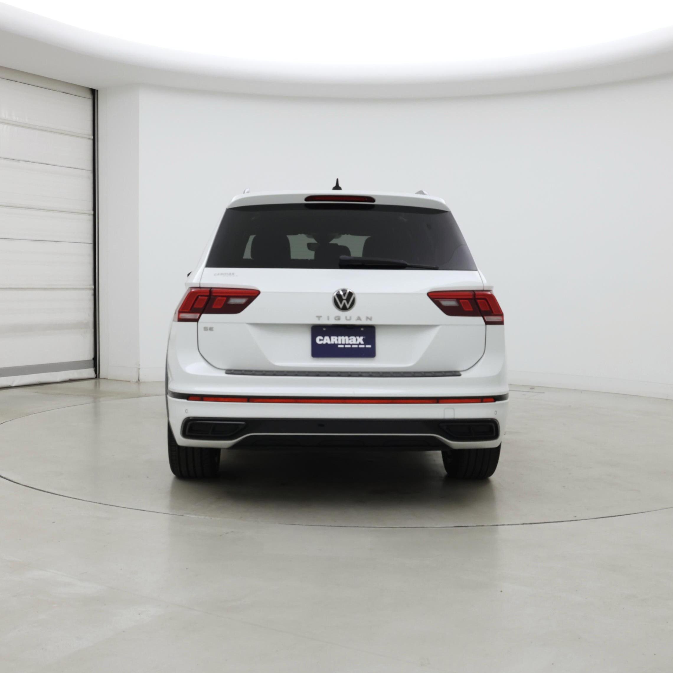 Thumbnail: 2023 Volkswagen Tiguan - 6