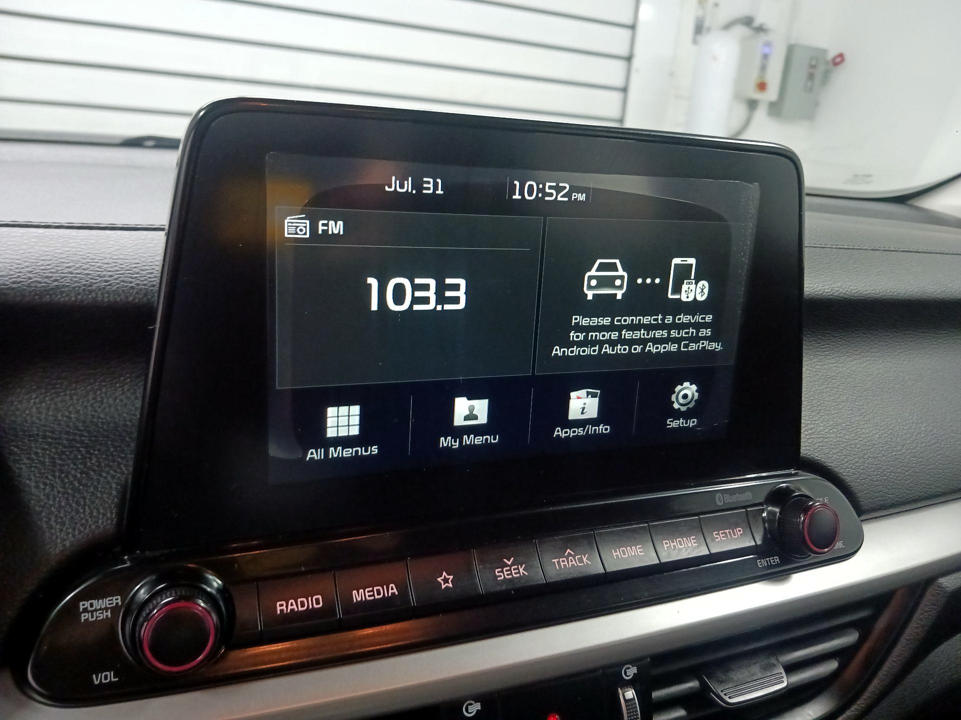 Thumbnail: 2021 Kia Forte - 14