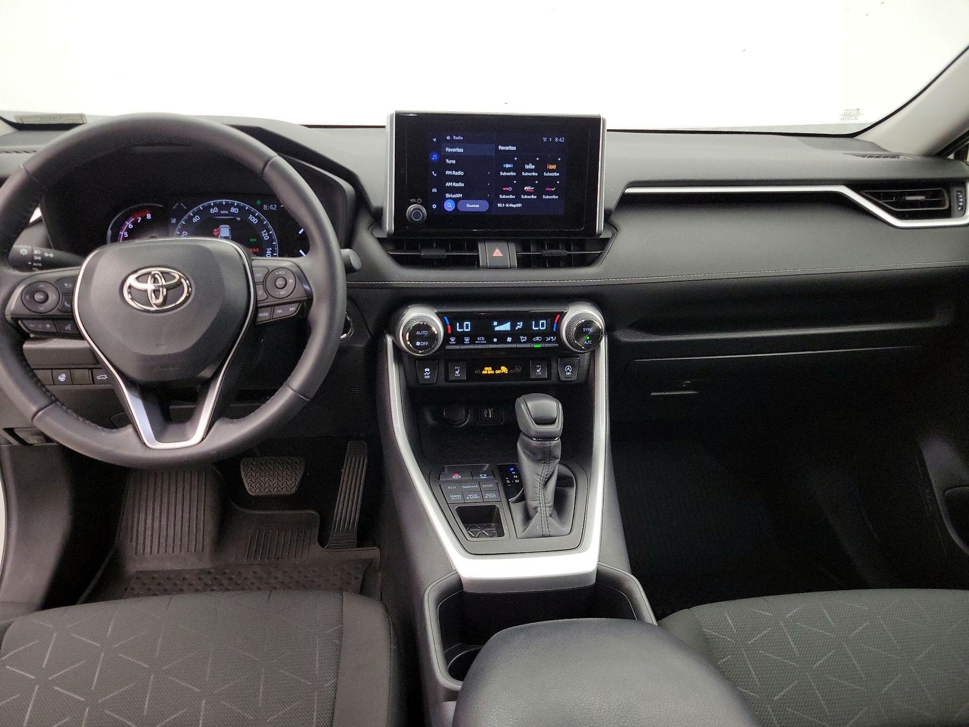 Thumbnail: 2023 Toyota RAV4 - 9