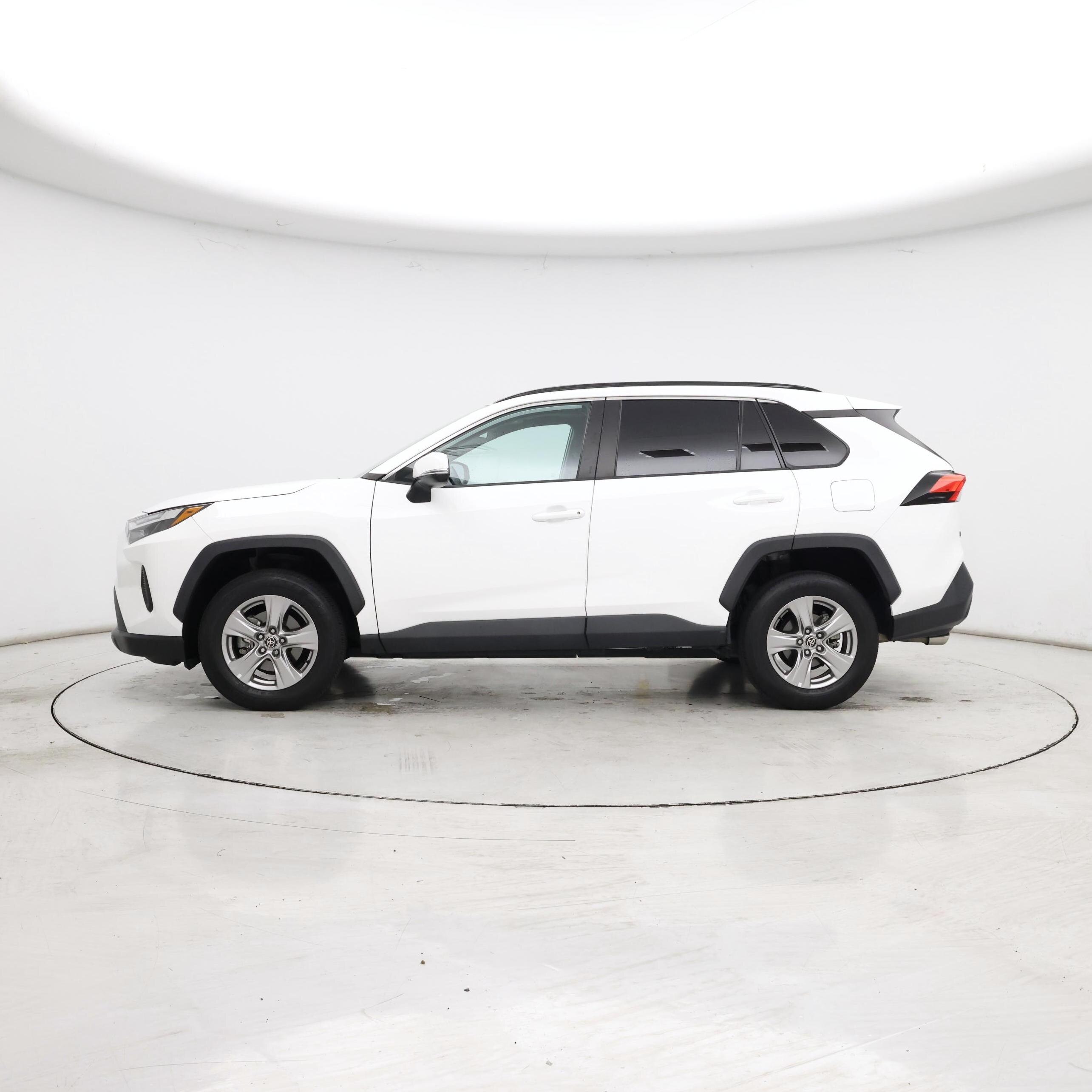 Thumbnail: 2023 Toyota RAV4 - 3