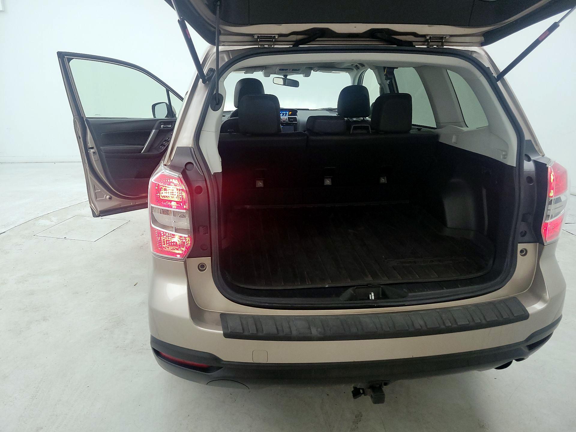 Thumbnail: 2015 Subaru Forester - 18